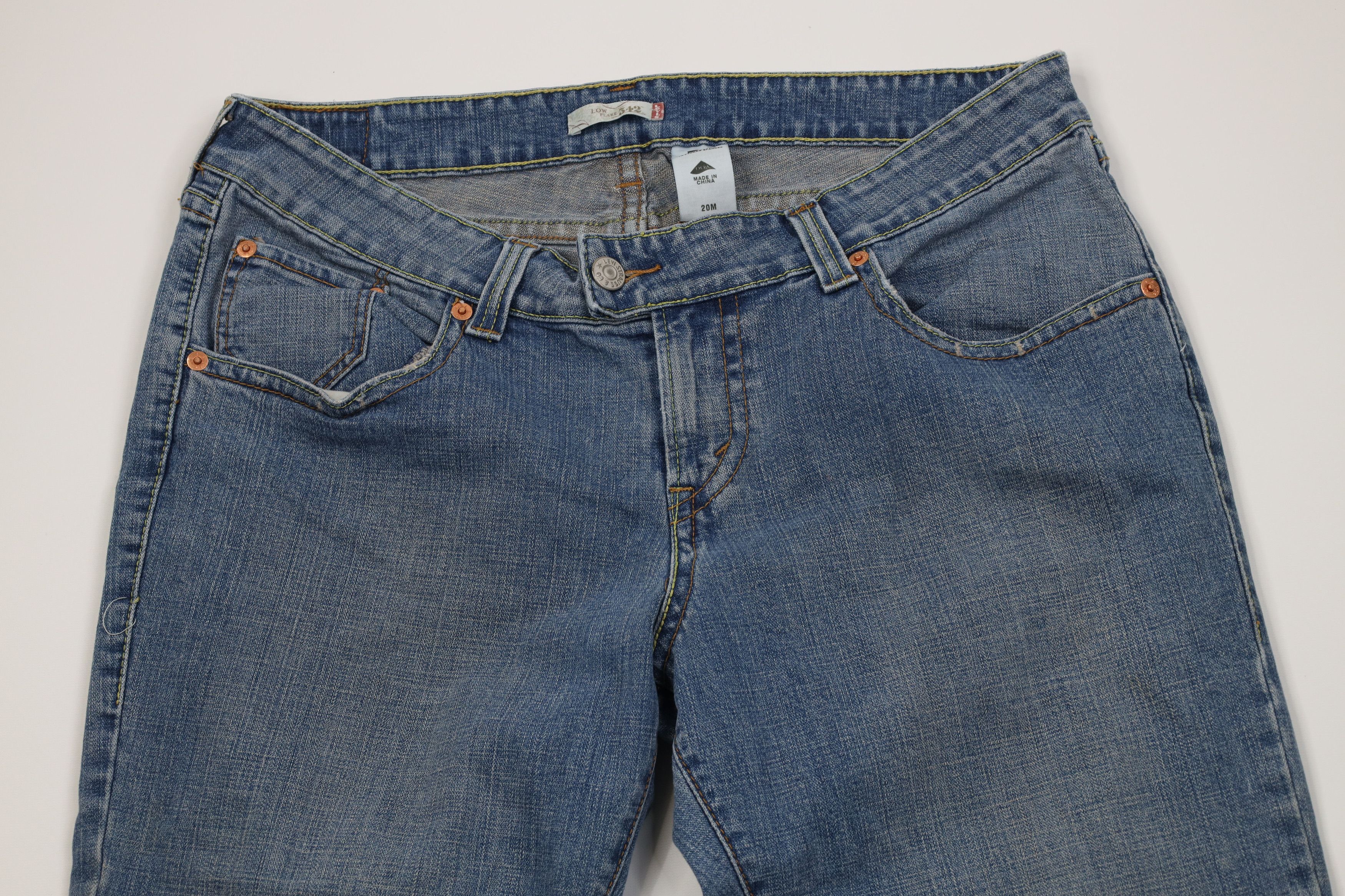 Levi's Vintage Y2K Levis 542 Low Rise Flared Denim Jeans Blue Size 42" / US 20 - 2 Thumbnail