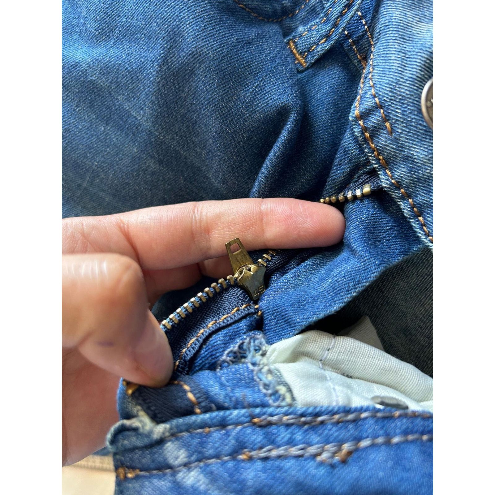 Levi's Levi's 510 W29 L34 USA Made 1996 Slim Fit Blue Jeans Size US 29 - 8 Thumbnail