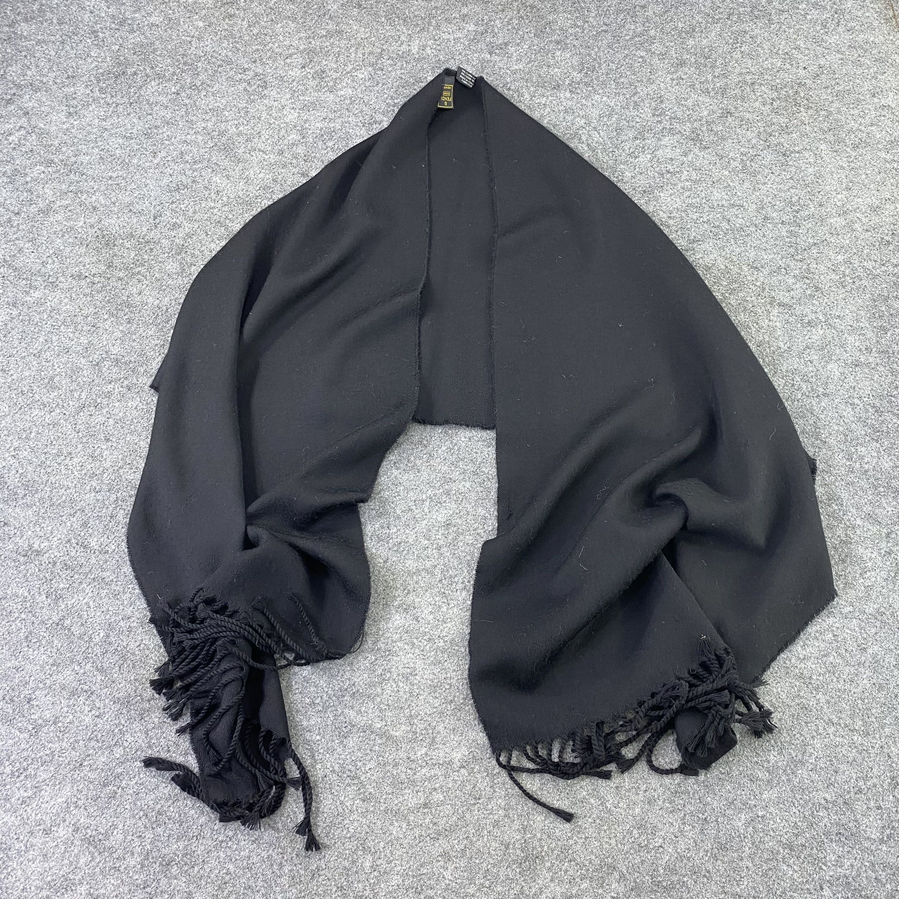 Fendi Fendi Scarf / Muffler / Neckwear-T1505 Size ONE SIZE - 2 Thumbnail
