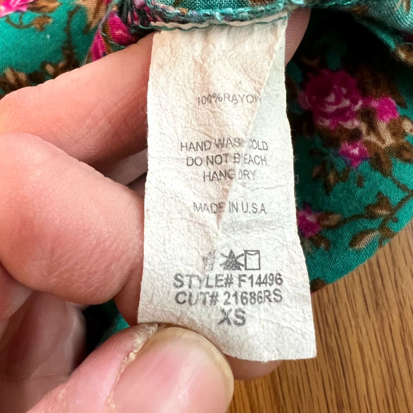 Vintage VINTAGE Pretty Good Womens Blouse Peplum Sleeveless Floral Green XS Casual Top Women's Clothing Size XS / US 0-2 / IT 36-38 - 7 Thumbnail