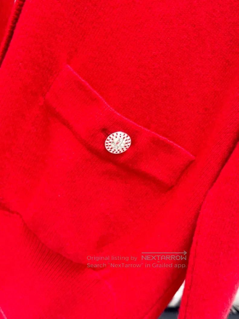 Chanel Chanel V-neck diamond buckle cashmere long-sleeved knitted Size XS / US 0-2 / IT 36-38 - 5 Thumbnail