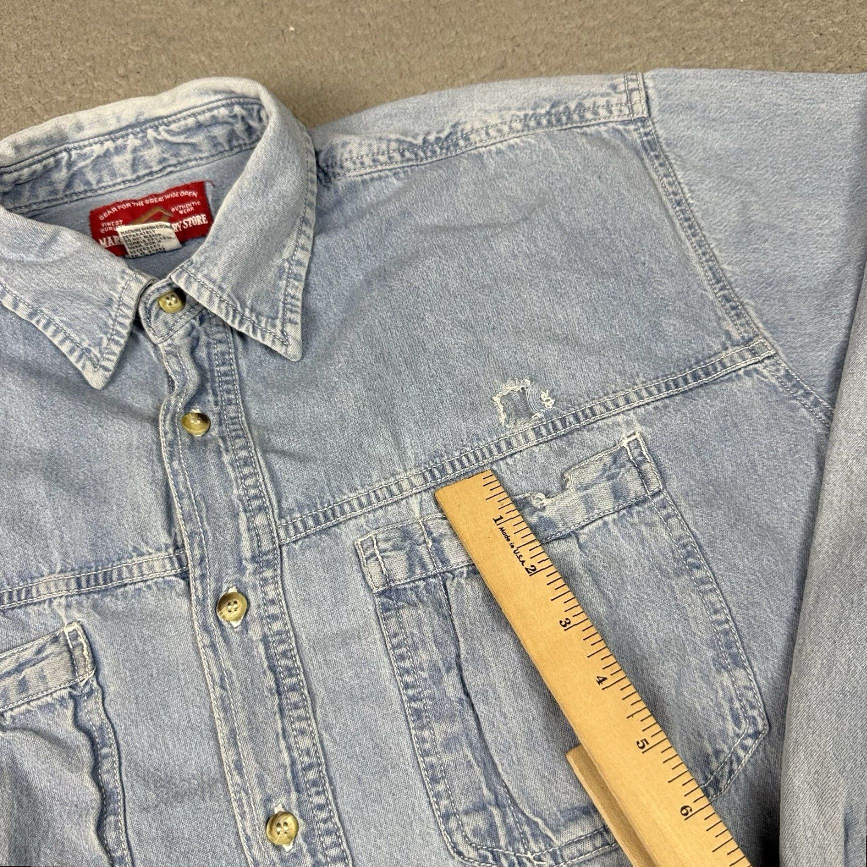 Marlboro VINTAGE Marlboro Country Store Shirt Adult L Denim Long Sleeve Button Pocket Distressed 90s Cowboy Men L Blue Cotton Denim Accessories: Pleated Logo Size US L / EU 52-54 / 3 - 7 Thumbnail