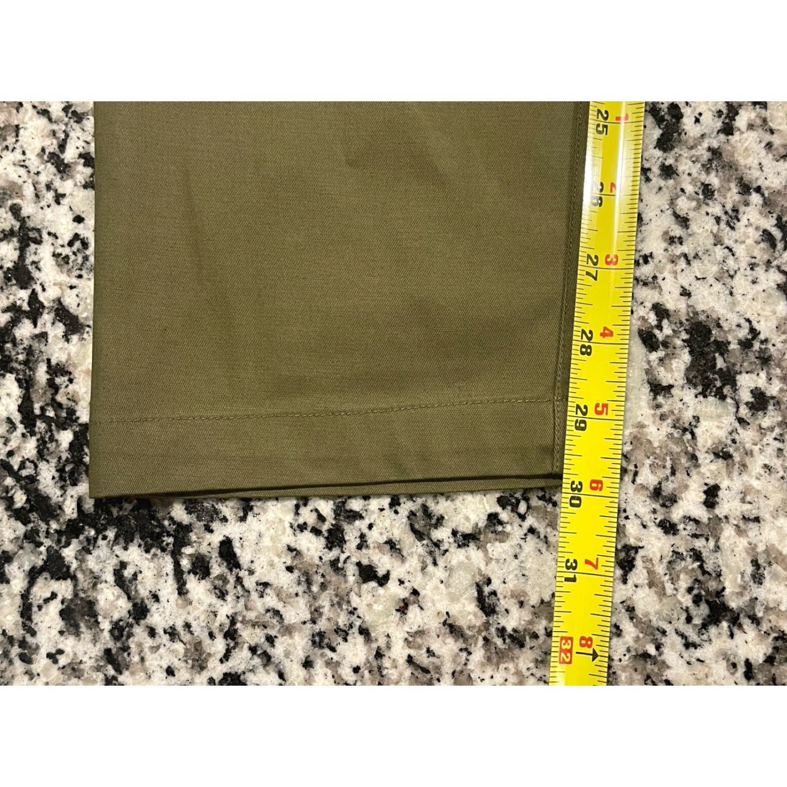 Fabletics Fabletics Pants Men 34x30 Green Slim Chino Stretch Flat Front Button Zip NWT Size US 34 / EU 50 - 6 Thumbnail