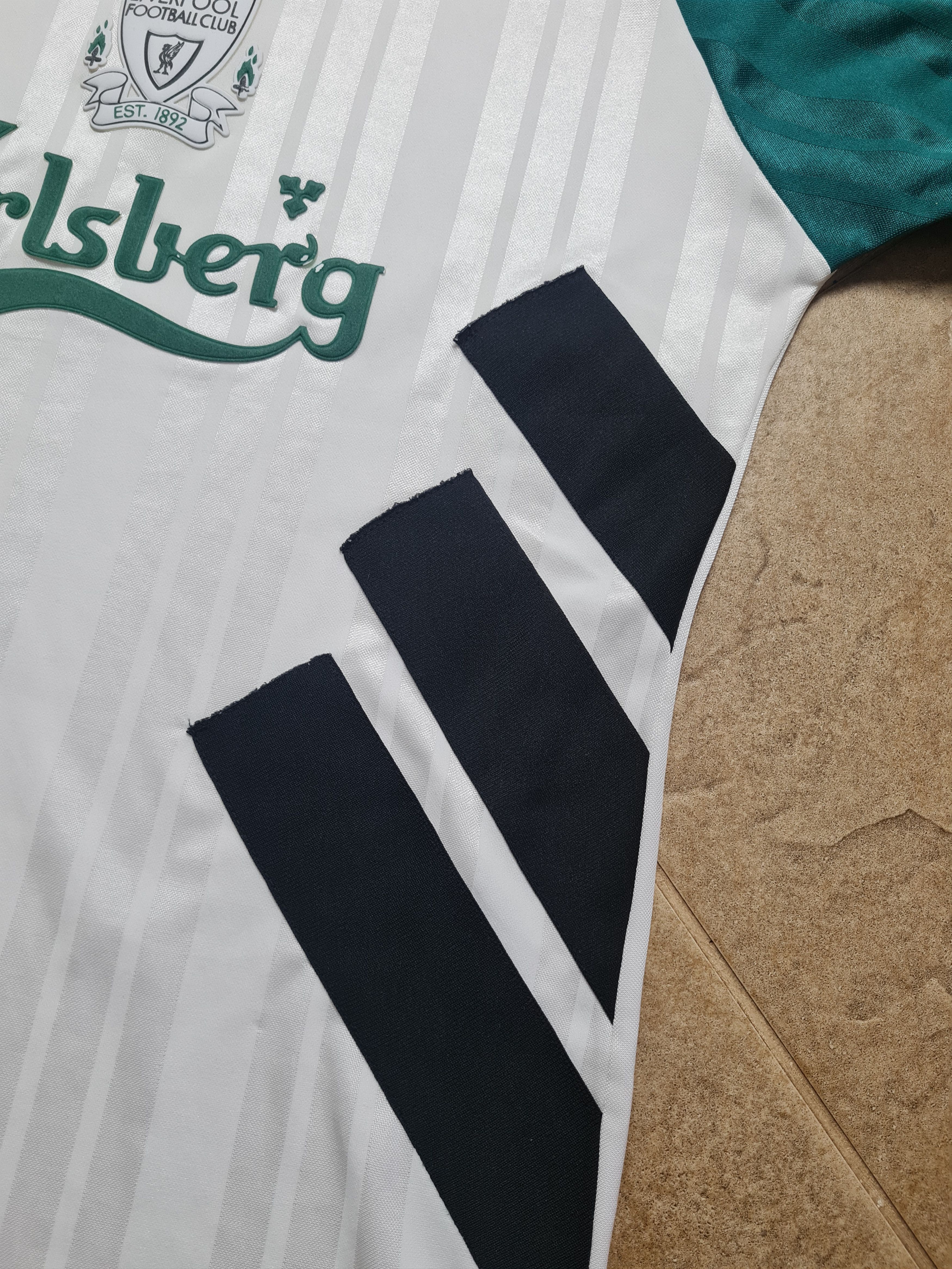 Adidas Football Jersey Liverpool Adidas 1993/1994 Away Soccer Shirt Size US S / EU 44-46 / 1 - 6 Thumbnail