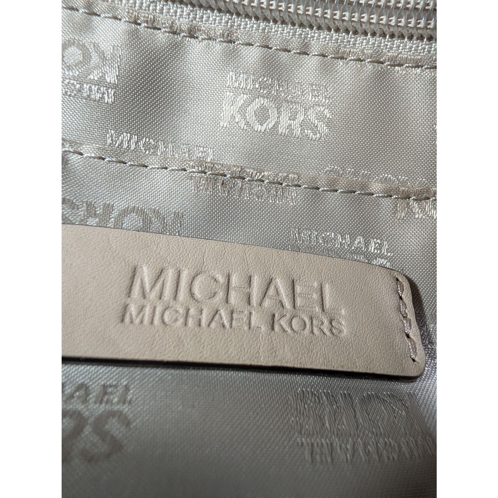 Michael Kors MK Michael Kors Jet Set Pebbled Leather Large Tote- Khaki Size ONE SIZE - 3 Thumbnail