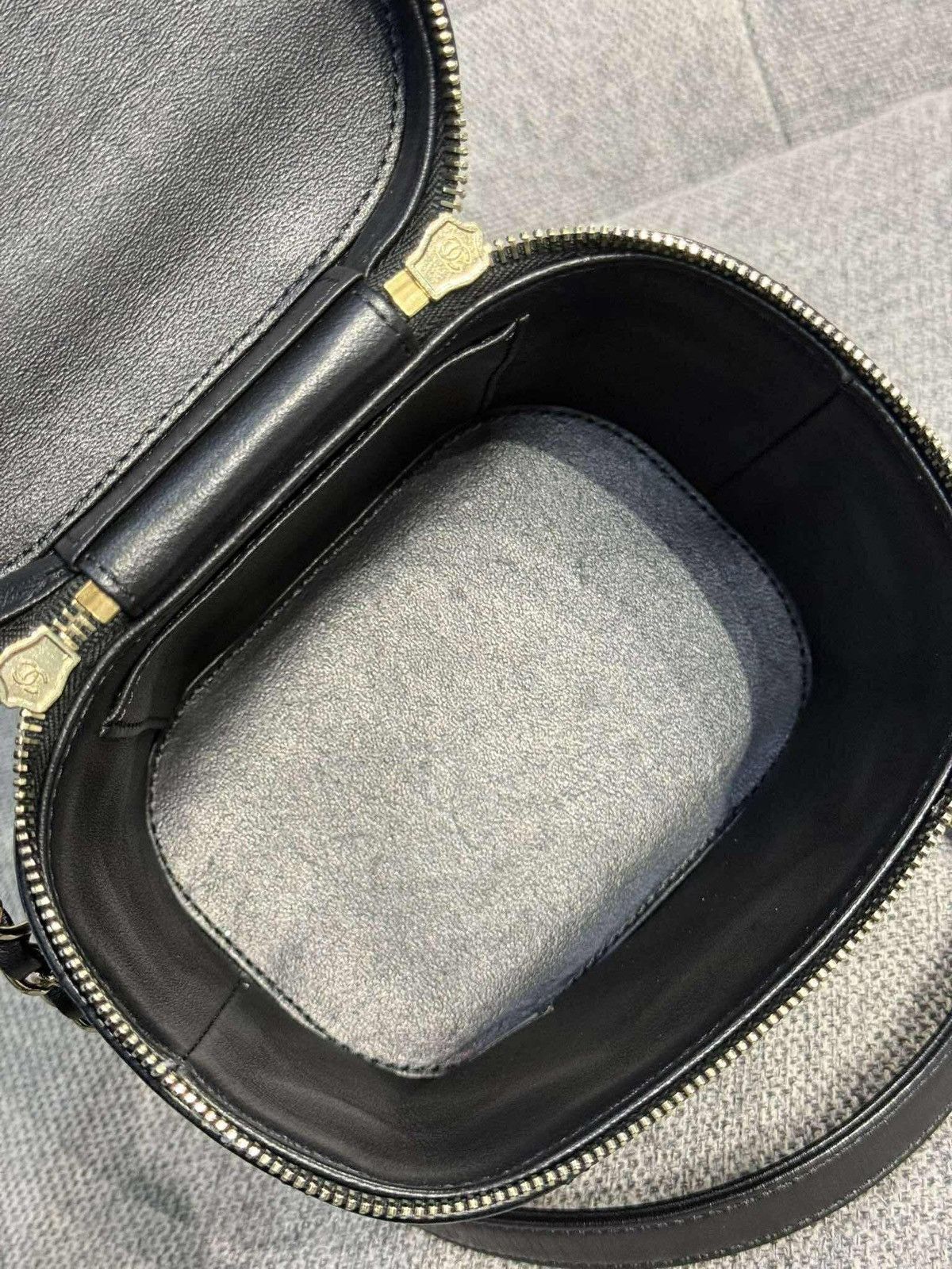 Chanel Chanel Vanity Bag Size ONE SIZE - 19 Thumbnail