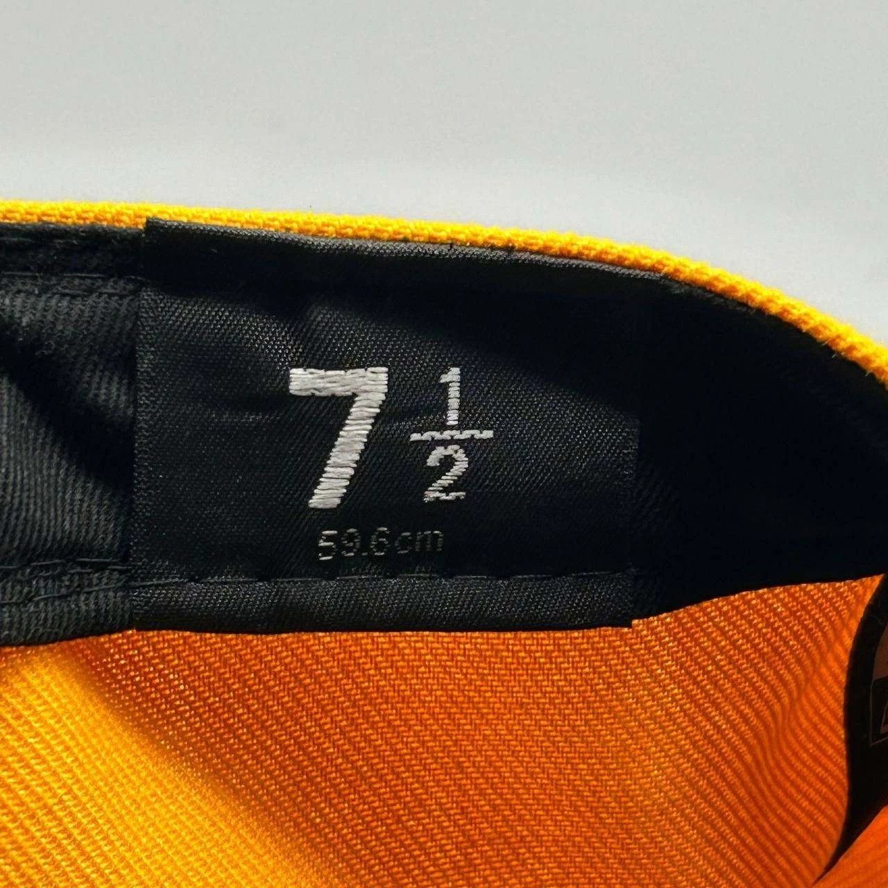New Era San Francisco Giants Hat Men 7 1/2 Yellow Blue MLB Fitted Size ONE SIZE - 3 Thumbnail