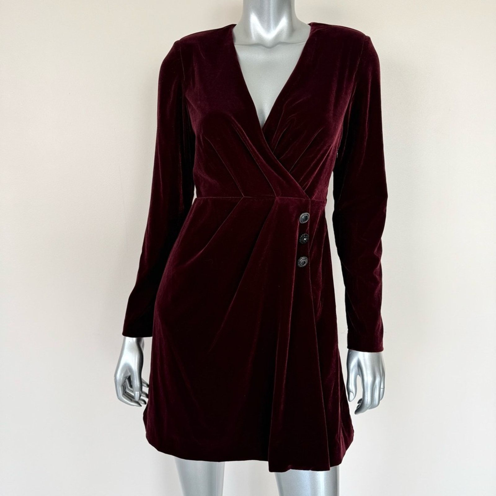 The Kooples NWT!!! The Kooples women velvet dress 1 or M Retail 325$ Size M / US 6-8 / IT 42-44 - 2 Thumbnail