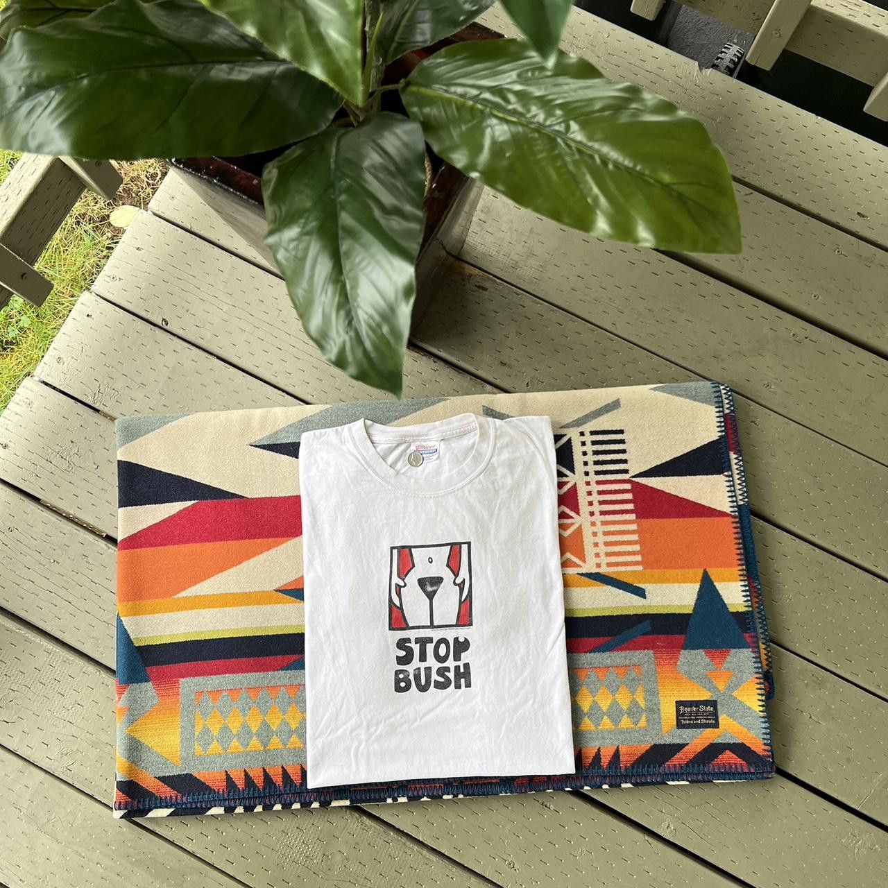 Vintage Stop Bush Punk Voter T-Shirt Graphic Tee Size US L / EU 52-54 / 3 - 4 Thumbnail