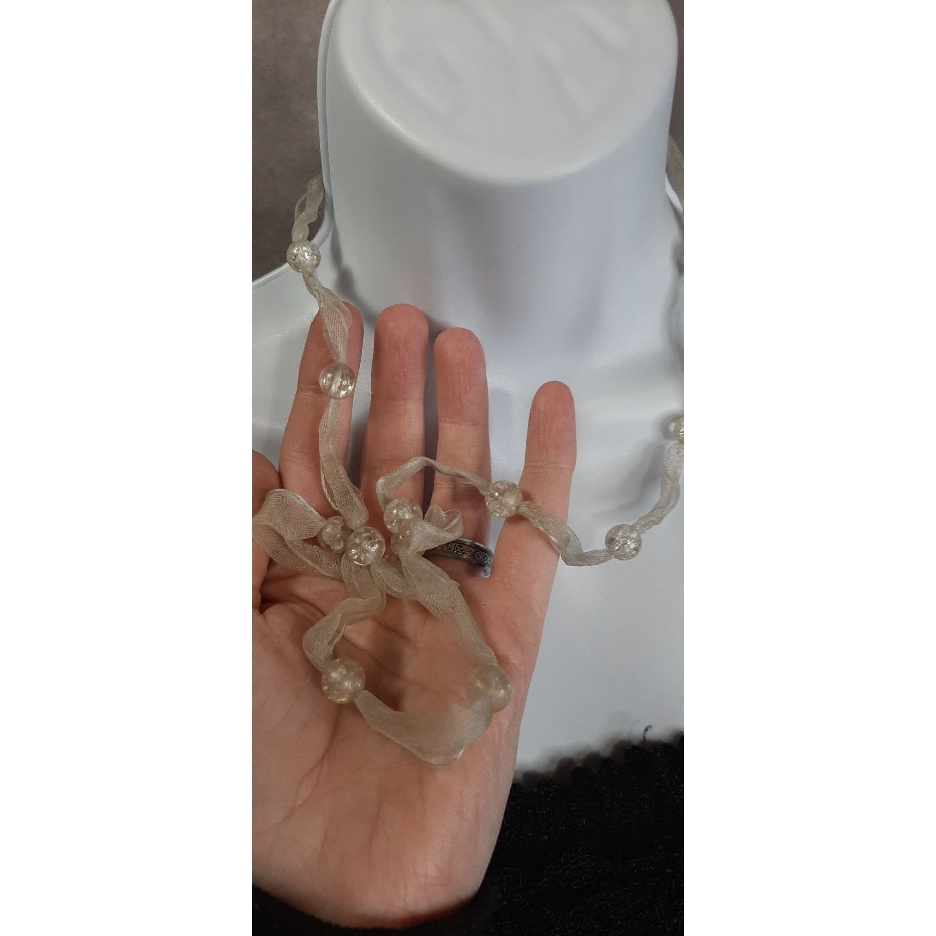 Other Sheer Ribbon Necklace With Clear Crackle Beads Size ONE SIZE - 3 Thumbnail