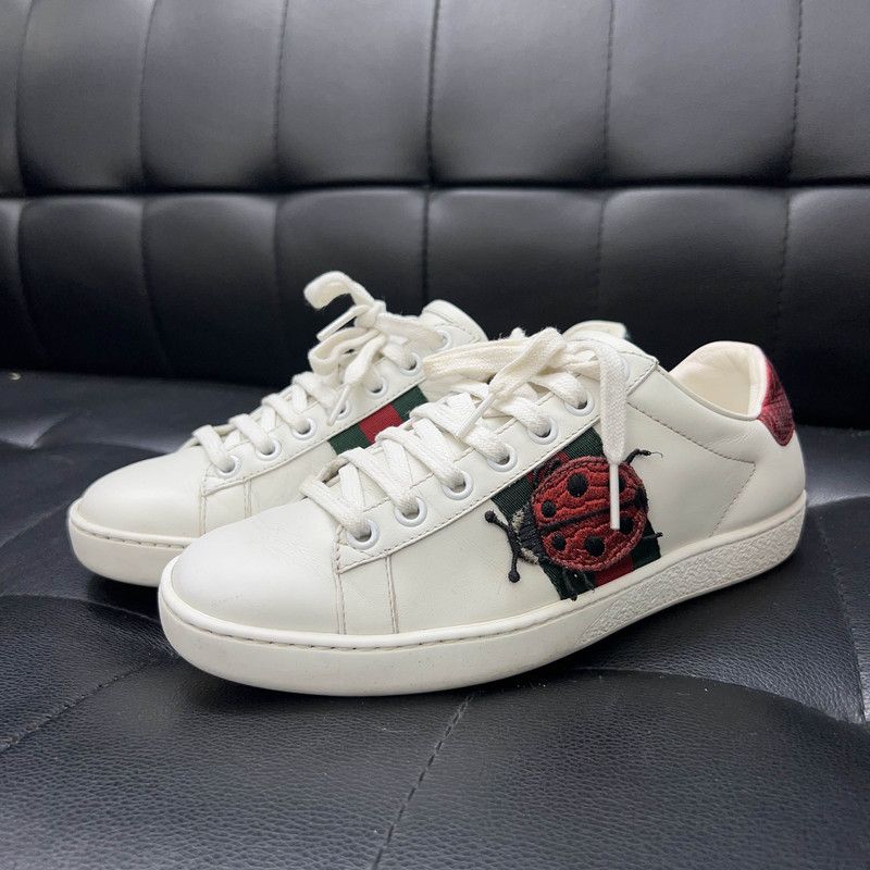 Gucci Gucci ACE Leather Embroidered Ladybug Sneakers 0079 Size US 4.5 / IT 34.5 - 1 Thumbnail