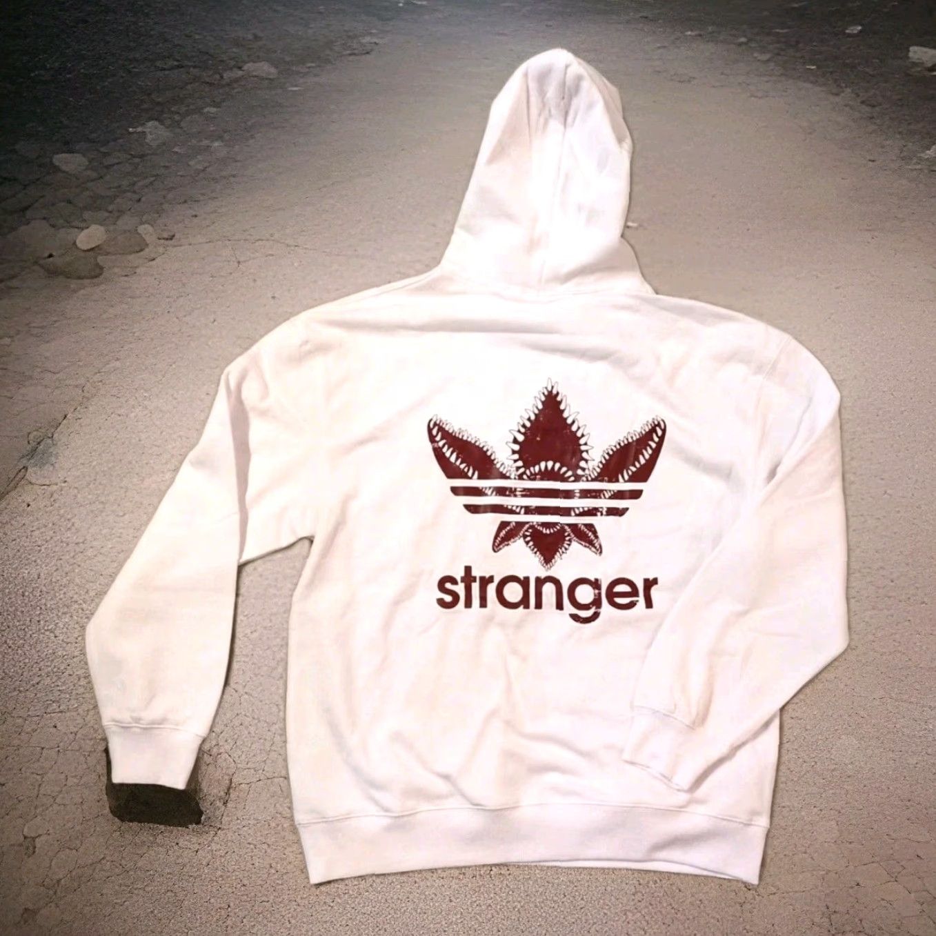 Vintage Unbranded Stranger Things Hoodie Pullover Unisex Adults L White Graphic Print Oversized Logo Men Women Waterfall? Size US L / EU 52-54 / 3 - 2 Thumbnail