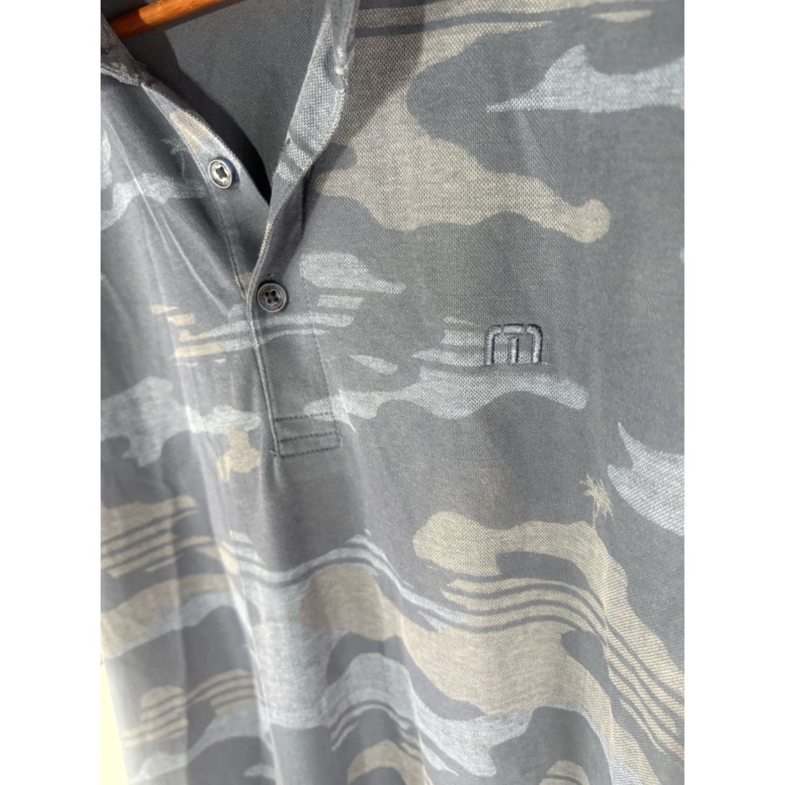 TravisMathew Travis Mathew’s Blue/Multi Pima Cotton 1/4 Button Polo Men’s Size XL Size US XL / EU 56 / 4 - 4 Thumbnail