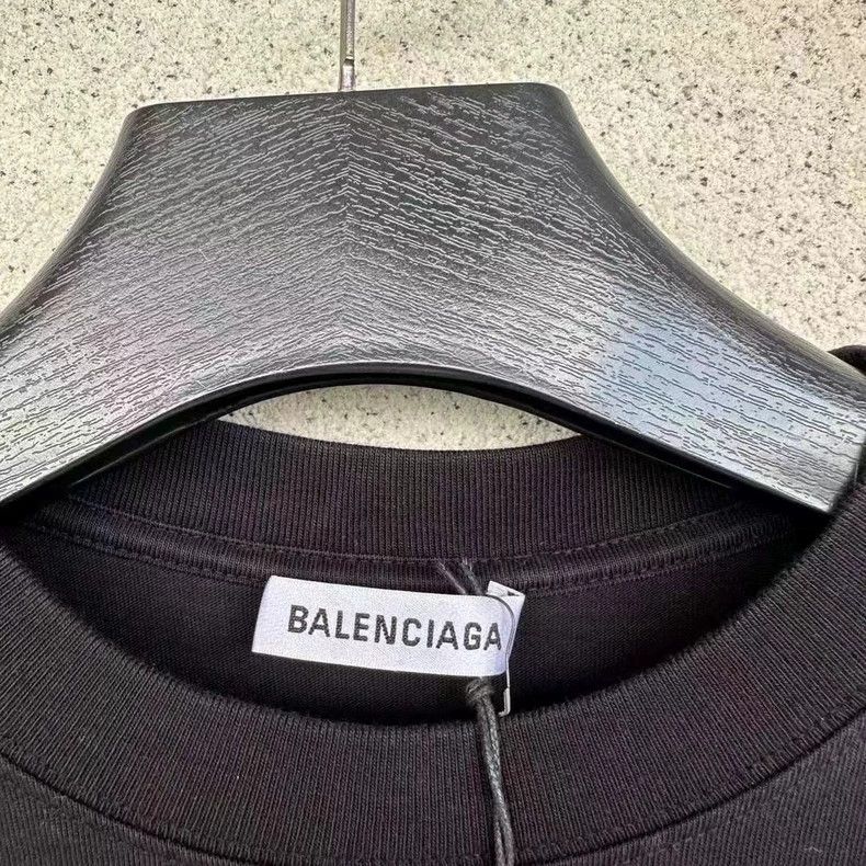Other Balenciaga New front and back logo short sleeve Size US XS / EU 42 / 0 - 2 Thumbnail