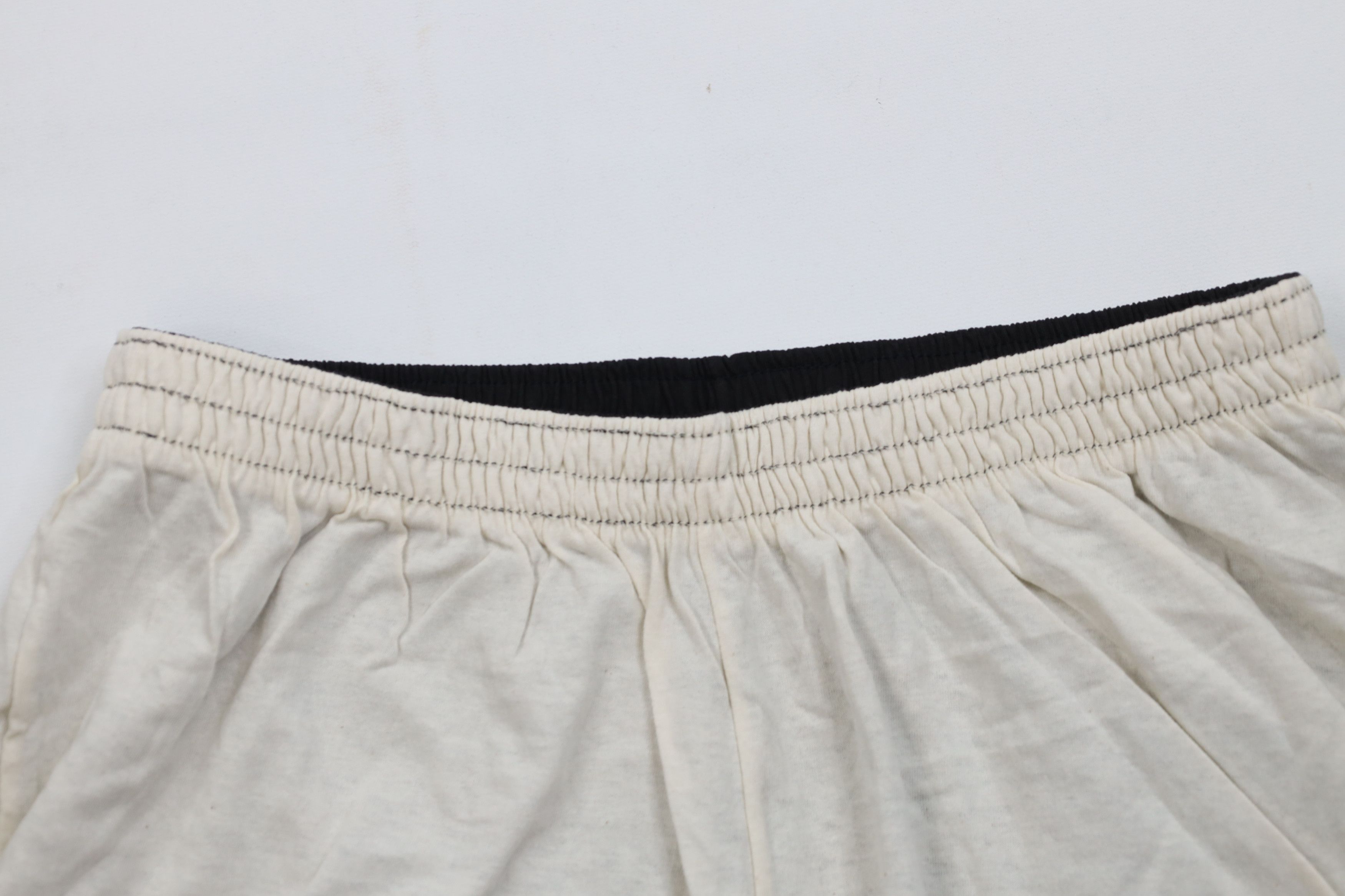 Adidas Deadstock Vintage 90s Adidas Reversible Above Knee Shorts Size US 36 / EU 52 - 14 Thumbnail