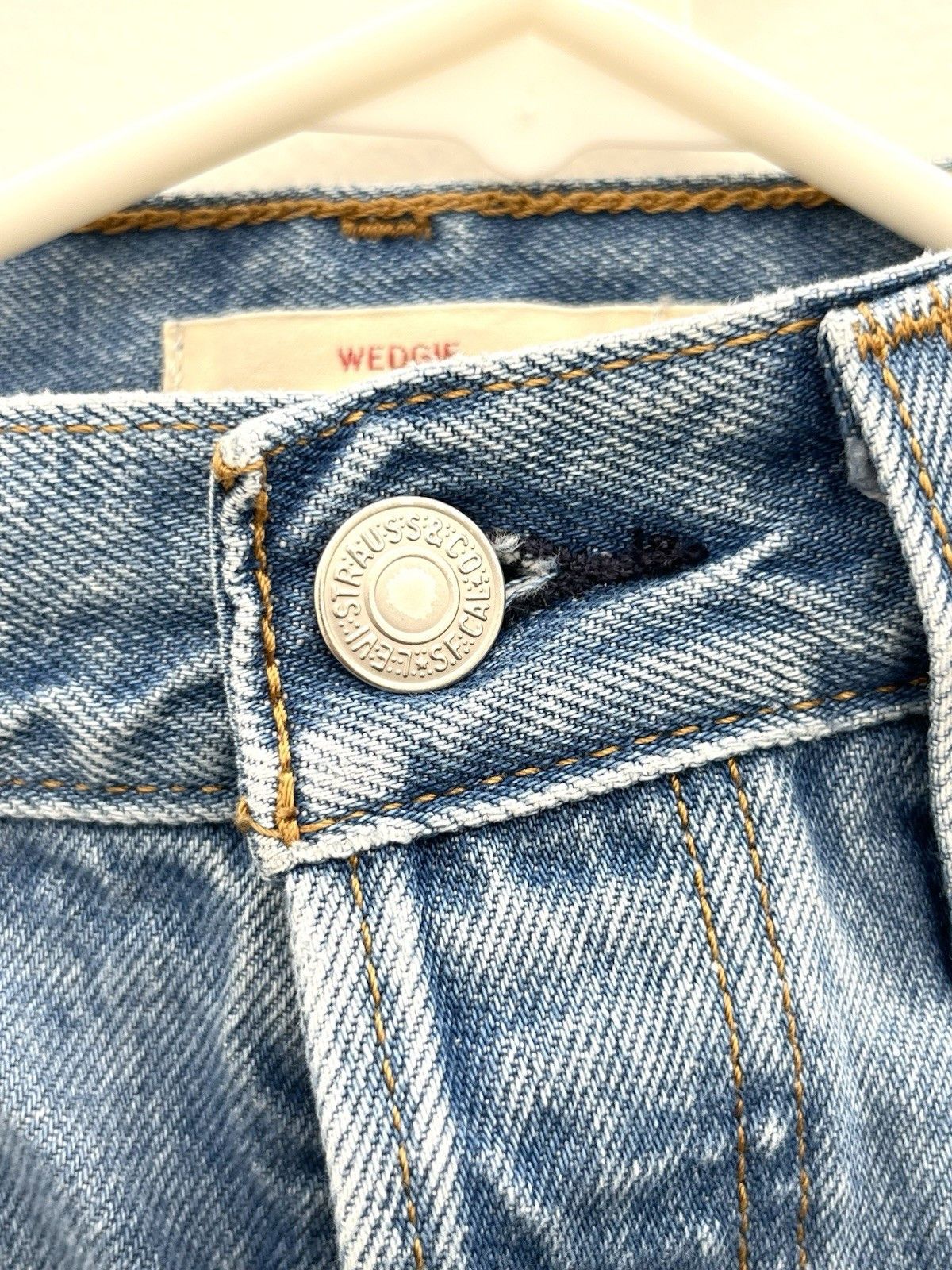 Levi's Levi's Wedgie Icon Fit Jeans Straight Leg High Rise Size 26 Size 26" / US 2 / IT 38 - 6 Thumbnail