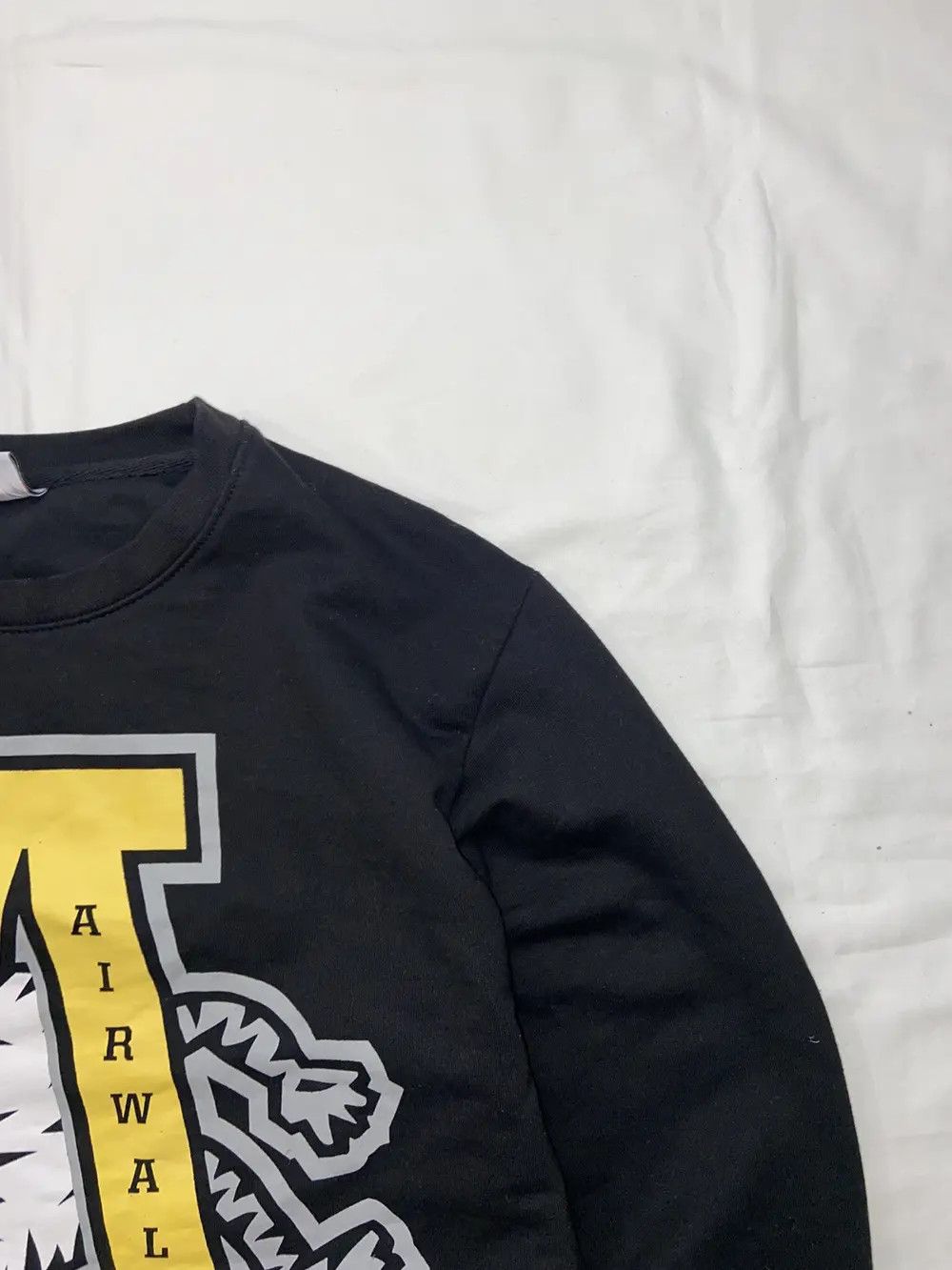 Airwalk VINTAGE AIRWALK Y2K SWEATSHIRT SKATE STREETWEAR AFFLICTION Size US S / EU 44-46 / 1 - 6 Thumbnail