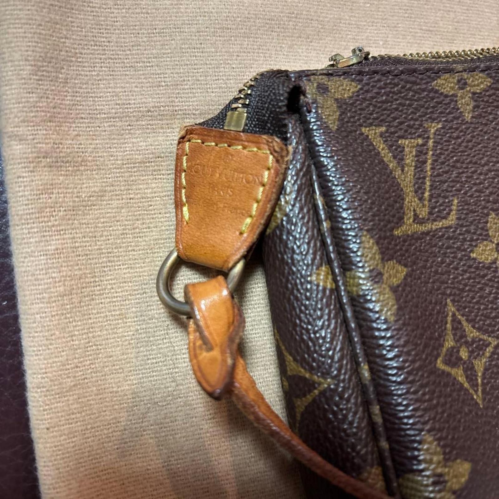 Louis Vuitton Louis Vuitton - Monogram Canvas Pochette Size ONE SIZE - 7 Thumbnail
