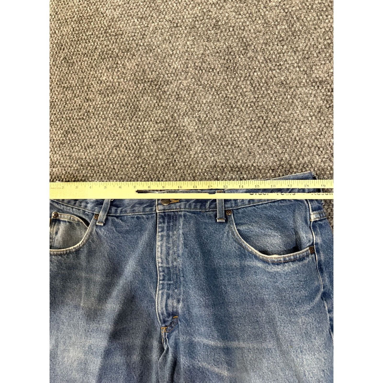 Vintage VINTAGE LL Bean Jeans Mens 40x29 Blue Relaxed Fit Denim Straight Leg Casual Button Fly Distressed Pockets 5-Pocket Men’s Denim Straight Leg Blue Size US 40 / EU 56 - 4 Thumbnail