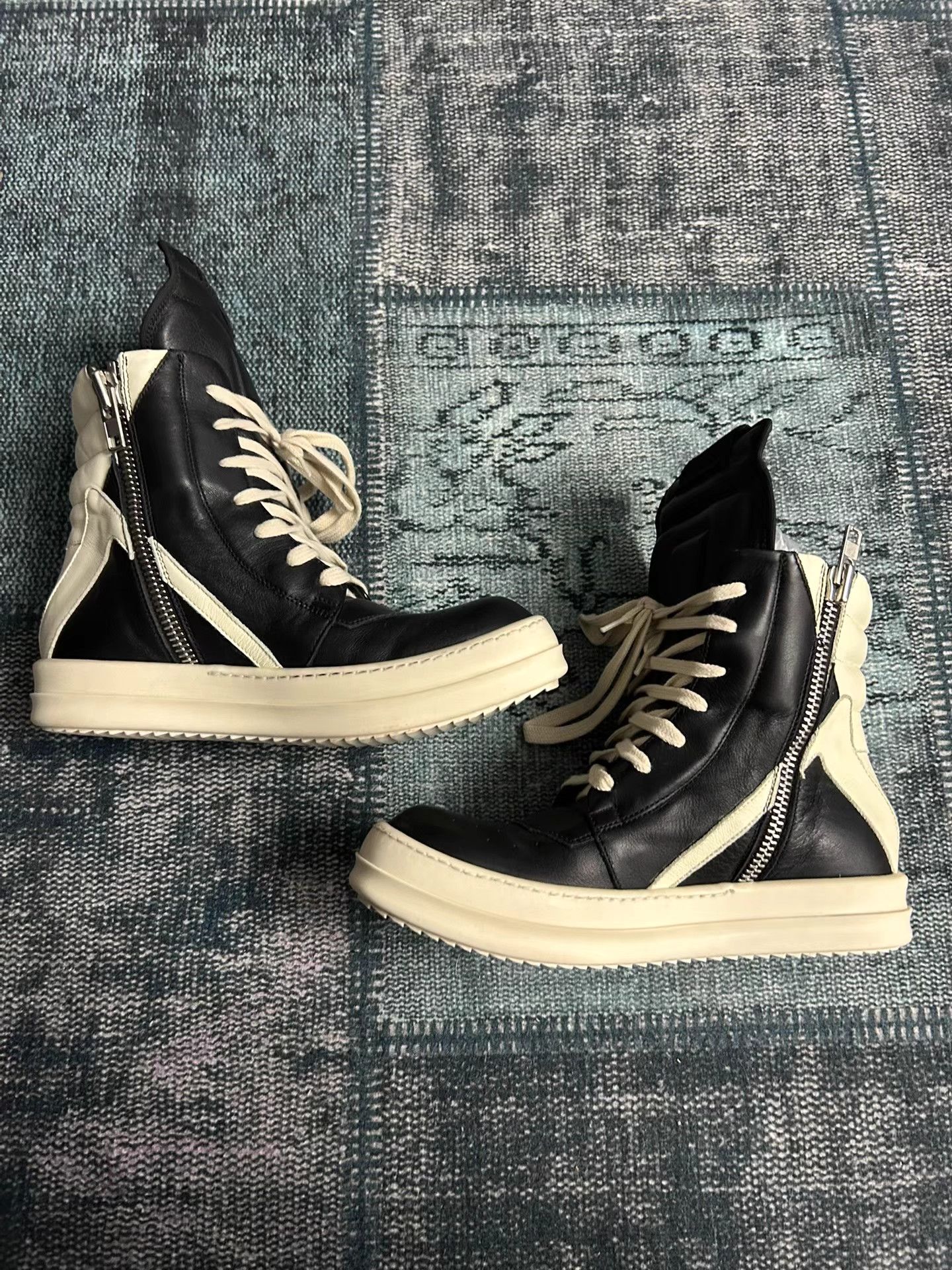 Rick Owens Rick Owens Mainline Reverse Triangle Sneakers Size US 6.5 / IT 36.5 - 1 Thumbnail