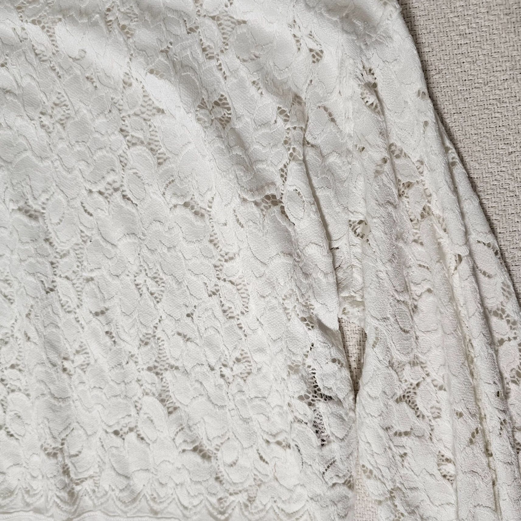Zara Zara Trafaluc Blouse L Ivory Lace Bell Sleeve Round Neck Short Sleeve Sheer Crochet Accent Women's Regular Sizes Size L / US 10 / IT 46 - 7 Thumbnail