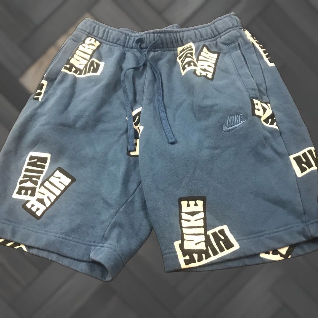 Nike Nike Men’s Sportswear Essentials Shorts Size Small Blue DM6887-407 Size US 29 - 1 Thumbnail