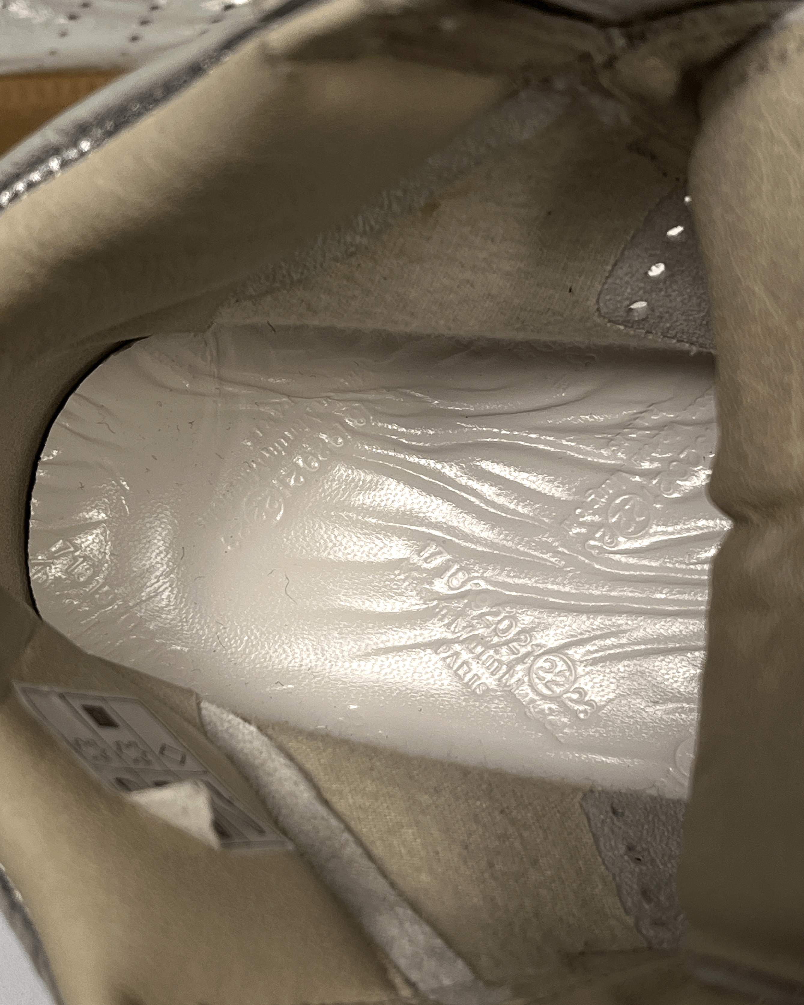 Maison Margiela Maison Margiela Silver Future High Top Sneakers Size US 5 / EU 37 - 9 Thumbnail