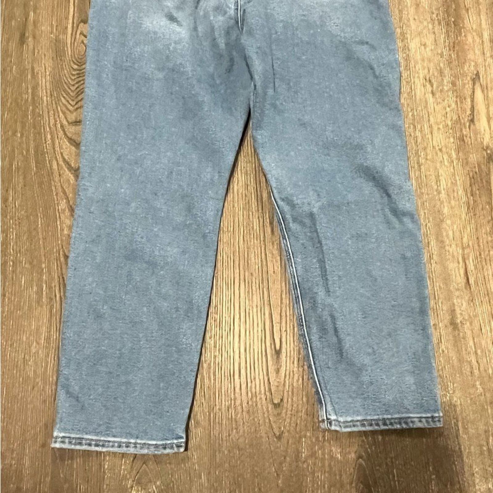 American Eagle Outfitters American Eagle Mom Jeans High Rise Stretch Whiskering Size 30" / US 8 / IT 44 - 11 Thumbnail
