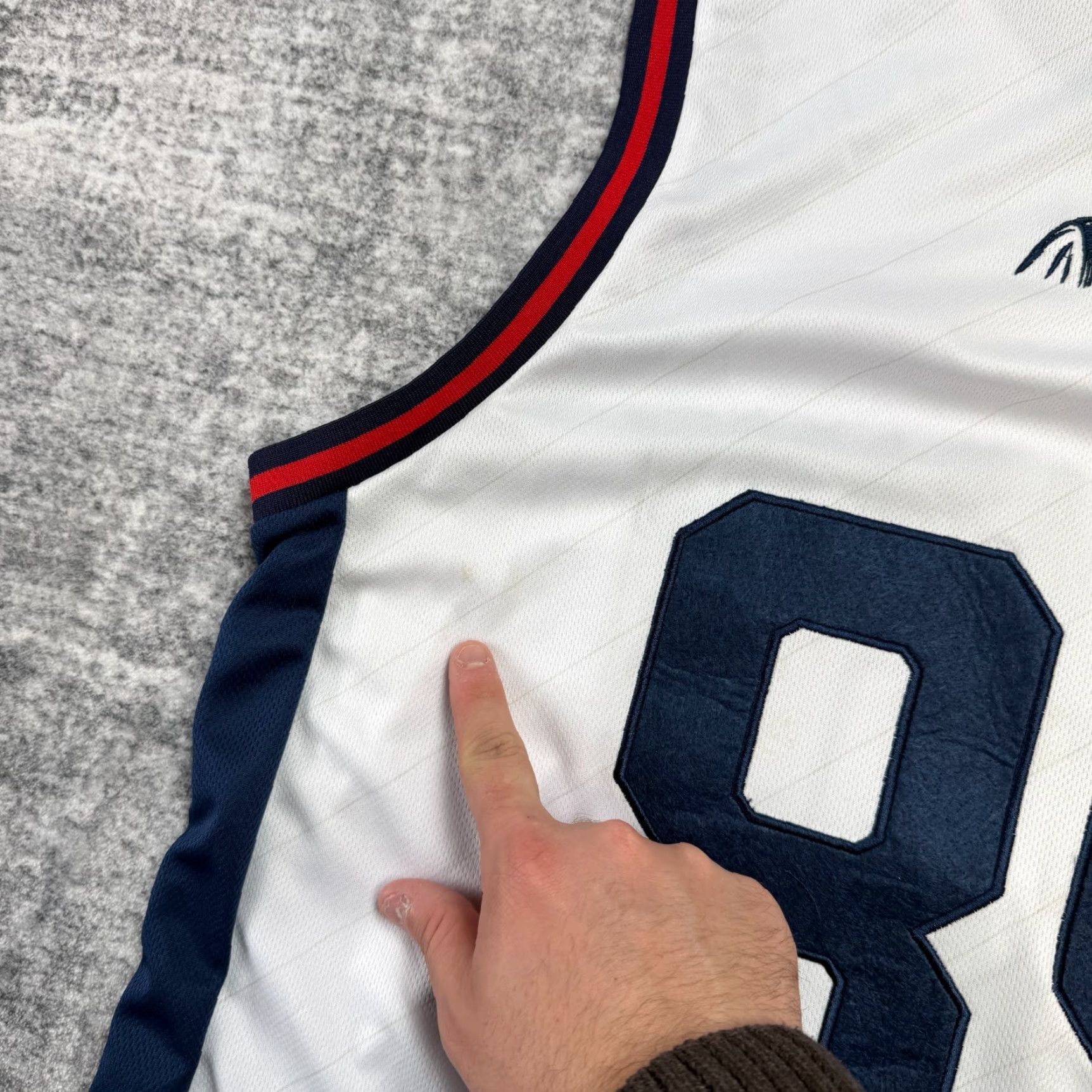 Vintage Samuel Adams Basketball Jersey Adult Large White Shirt Men L White Beer Party Fun Casual Tee Size US L / EU 52-54 / 3 - 5 Thumbnail