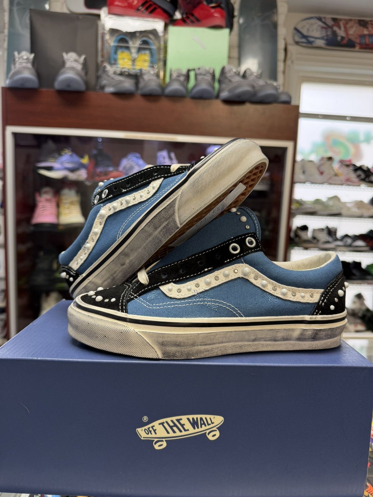 Vans Vans Old Skool ‘36 LS Pearlized ‘Navy’ Size US 6 / EU 39 - 1 Thumbnail