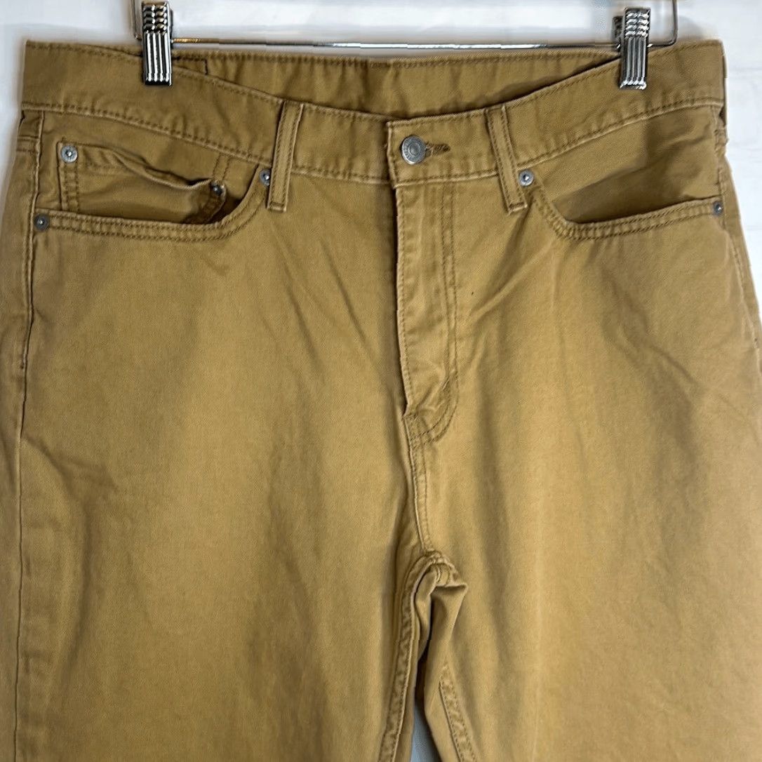 Levi's VINTAGE Levi’s 514 Mens Chino Pants Brown 36x30 Regular Inseam 30 White Tag Mens Size US 36 / EU 52 - 3 Thumbnail