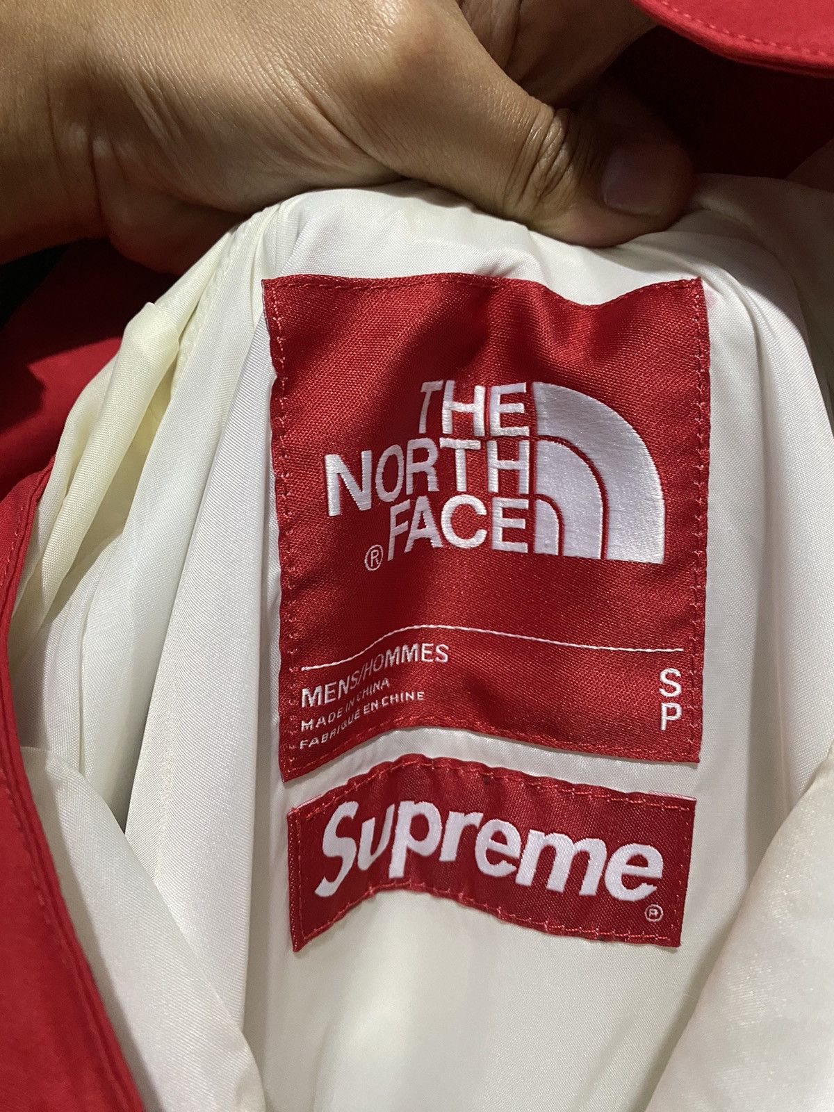 Supreme × The North Face Supreme x The North Face x Gore-Tex TransAntarctica Size US S / EU 44-46 / 1 - 24 Thumbnail