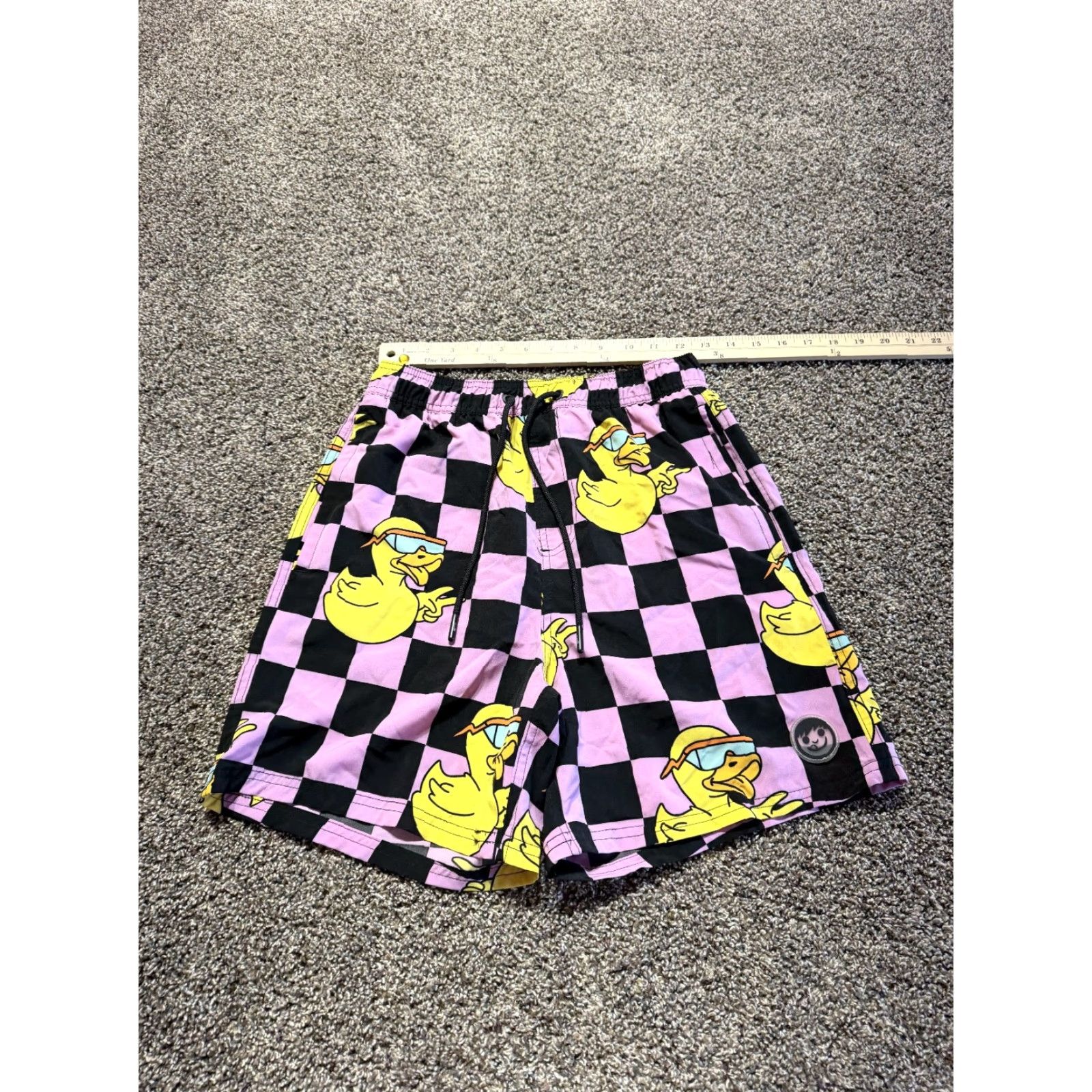 Vintage Neff Swim Shorts Trunks Men's Medium Lightweight Stretch 5" Inseam Ducky Chill Pink Ducks Size US 31 - 6 Thumbnail
