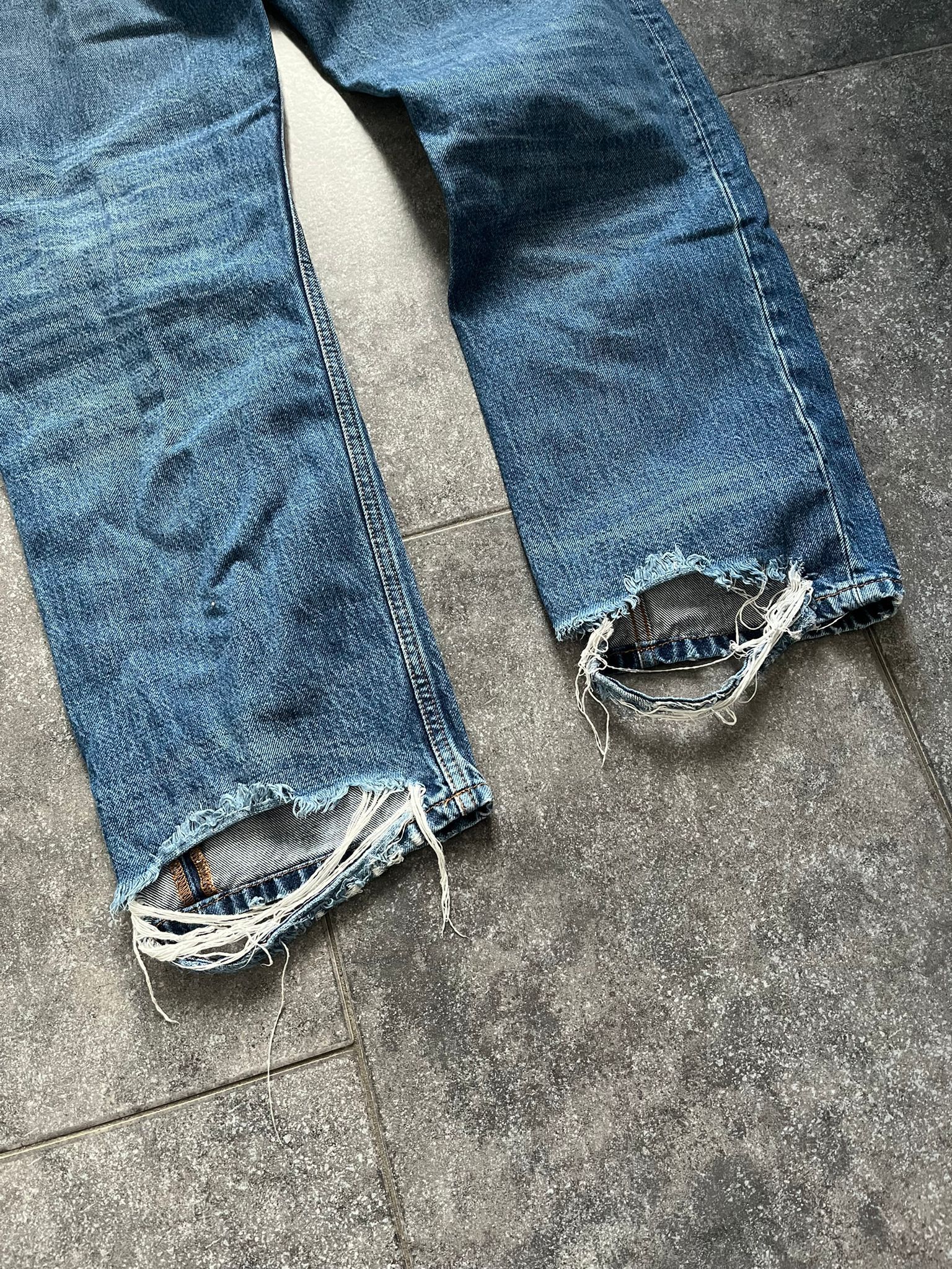 Balenciaga Balenciaga Distressed Denim Size US 30 / EU 46 - 5 Thumbnail