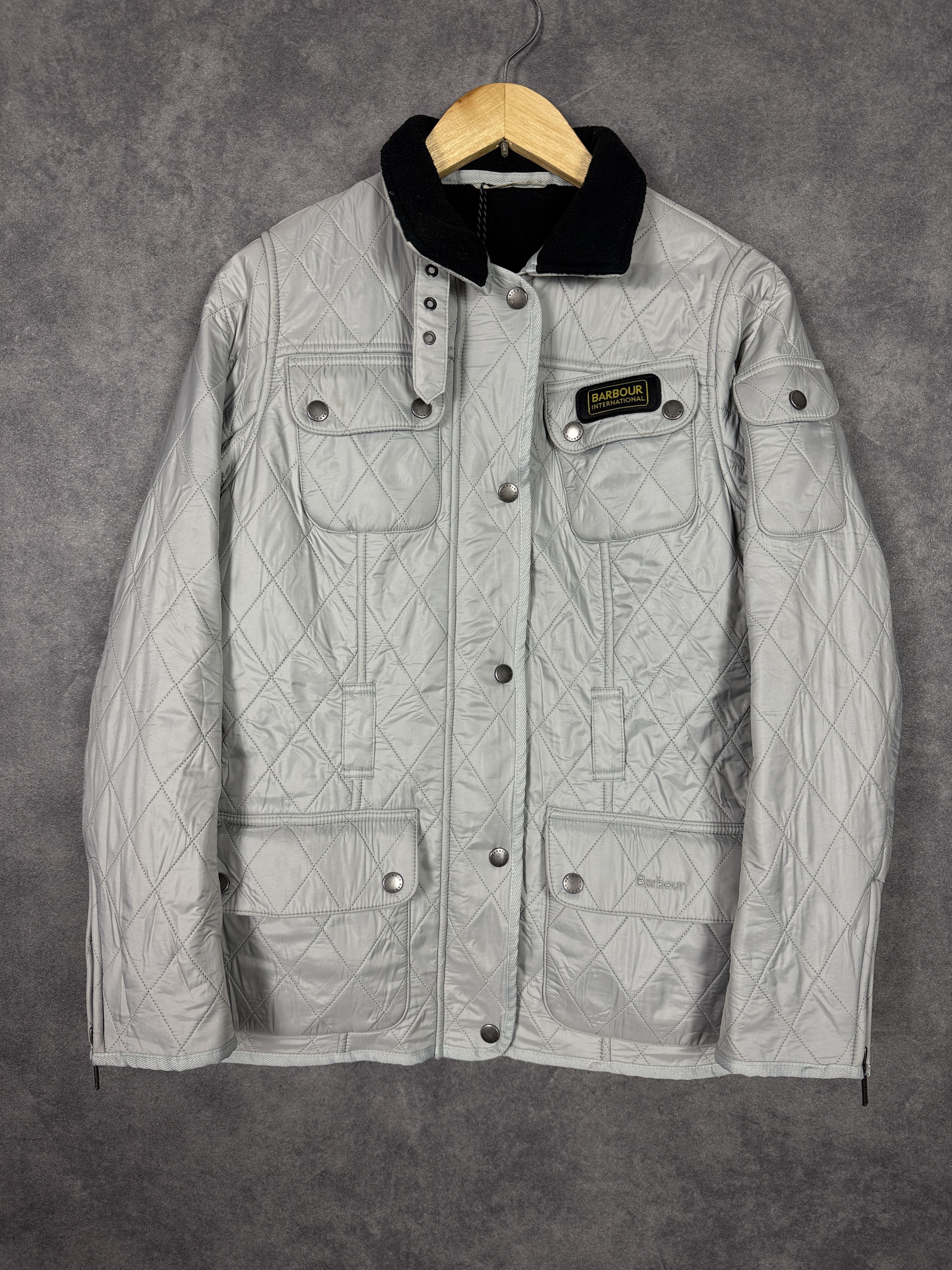 Barbour Barbour International quilted zip-up jacket grey mini logo Size M / US 6-8 / IT 42-44 - 1 Thumbnail