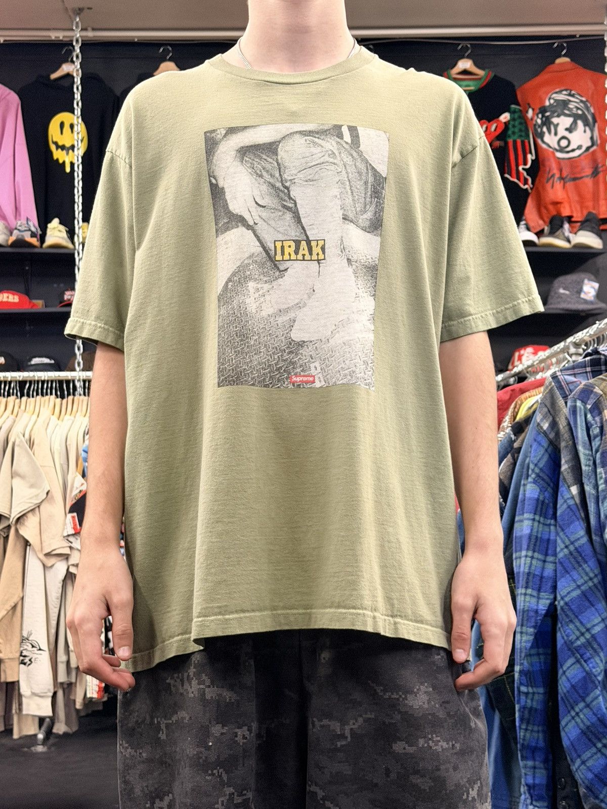 Supreme Supreme Irak T-Shirt Size US XL / EU 56 / 4 - 1 Thumbnail