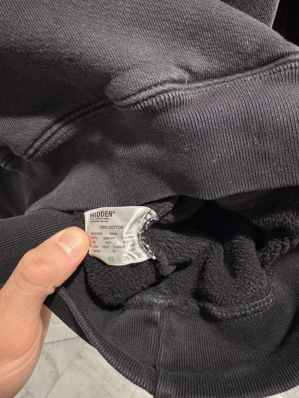 HIDDEN HIDDEN Tyre logo sweatshirt Size US XL / EU 56 / 4 - 4 Thumbnail