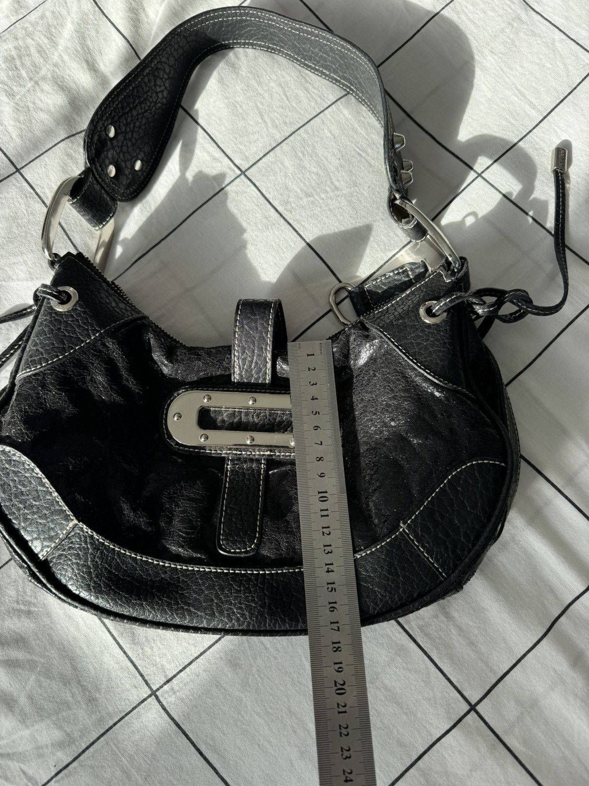 Guess Guess vintage buckle logo bag baguette mini 00s Y2k Handbag Size ONE SIZE - 17 Thumbnail