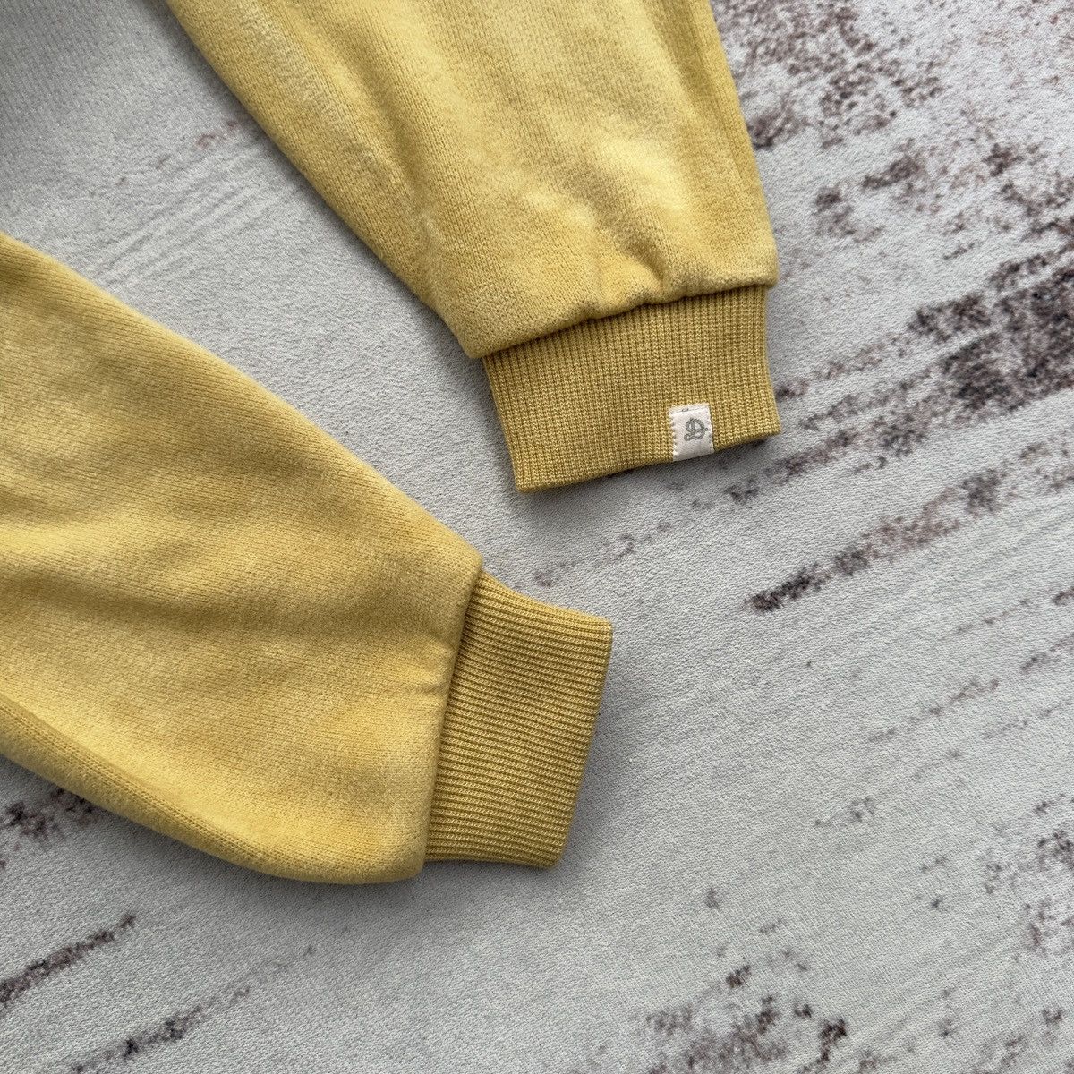 Japanese Brand RARE VELVET DOLCE EMBROIDERED LOGO SPELL OUT MADE IN JAPAN Size US M / EU 48-50 / 2 - 5 Thumbnail