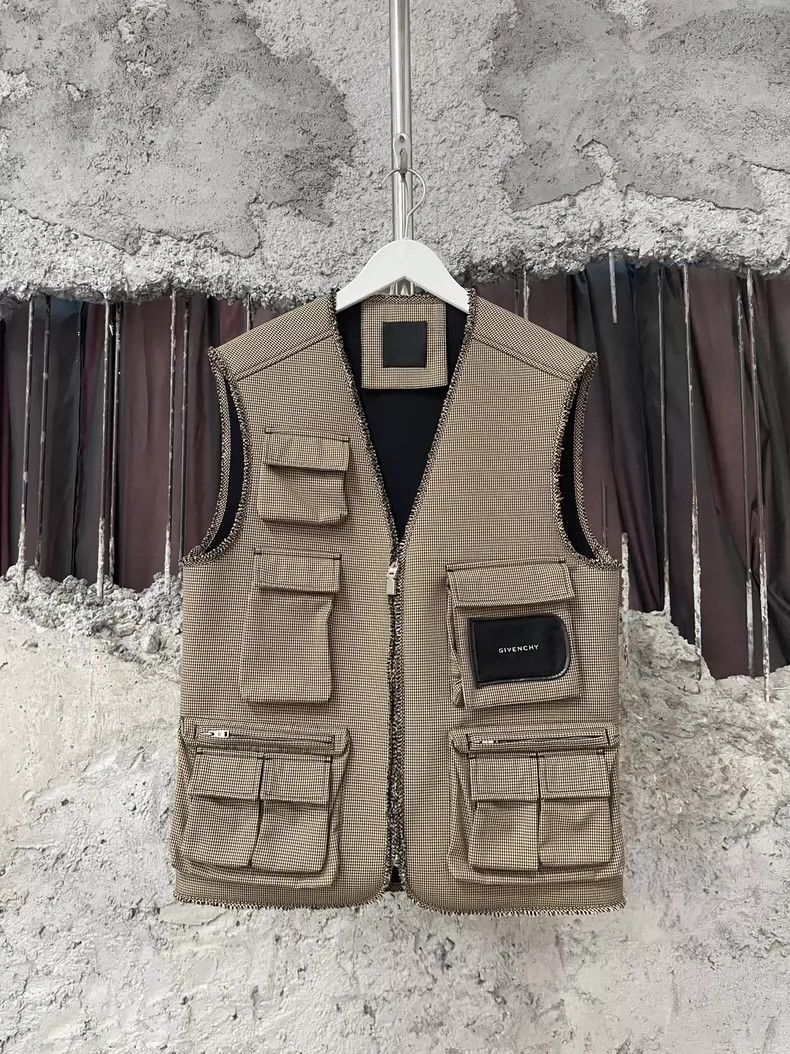 Givenchy Givenchy Size44 Functional Vest Size US M / EU 48-50 / 2 - 1 Thumbnail
