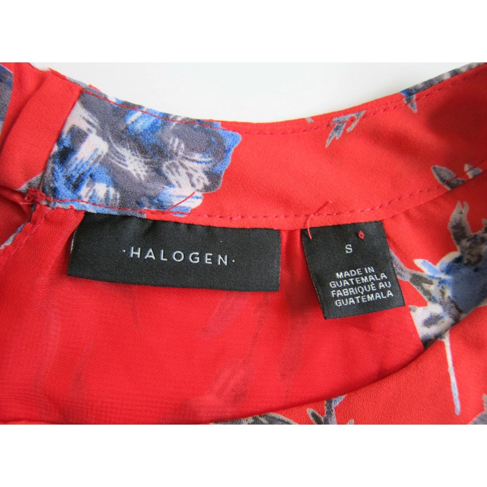 Vintage Halogen Floral Red Grey Blue Scoop Neck Long Sleeve Blouse Small Women Shirt Dressy Casual Tunic Blouse 3/4 Sleeve Size S / US 4 / IT 40 - 4 Thumbnail