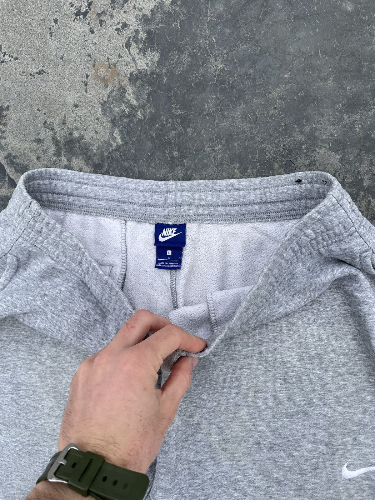Nike Vintage Nike Grey Y2k Fleece Pants Joggers Streetwear Sk8 Size US 33 - 6 Thumbnail