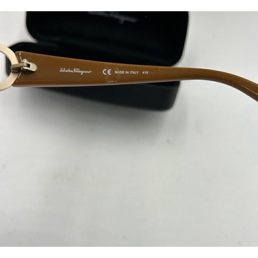 Salvatore Ferragamo Women’s Salvatore Ferragamo, sunglasses made in Italy Size ONE SIZE - 4 Thumbnail