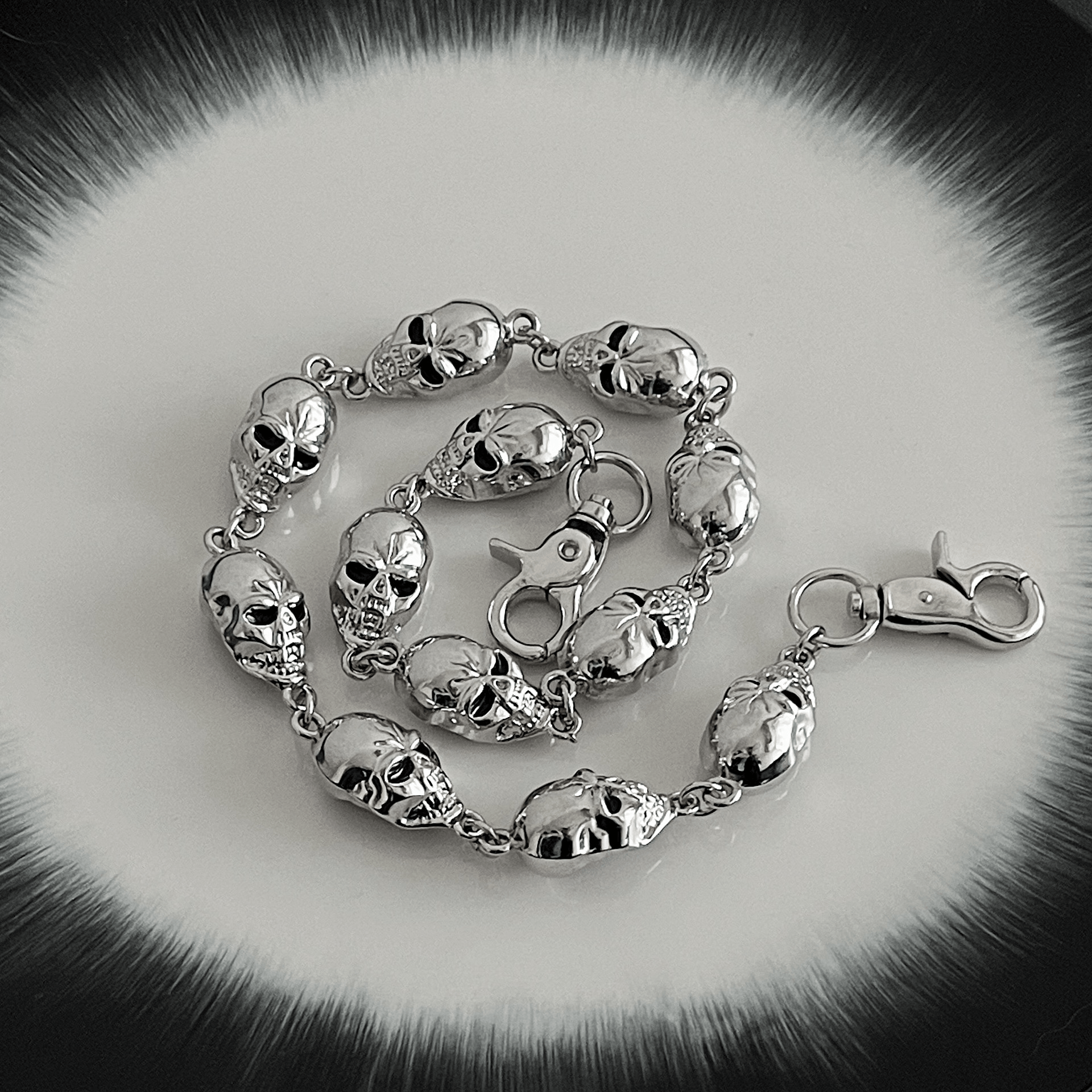 Jewelry Skull Chain Wallet Size ONE SIZE - 4 Thumbnail
