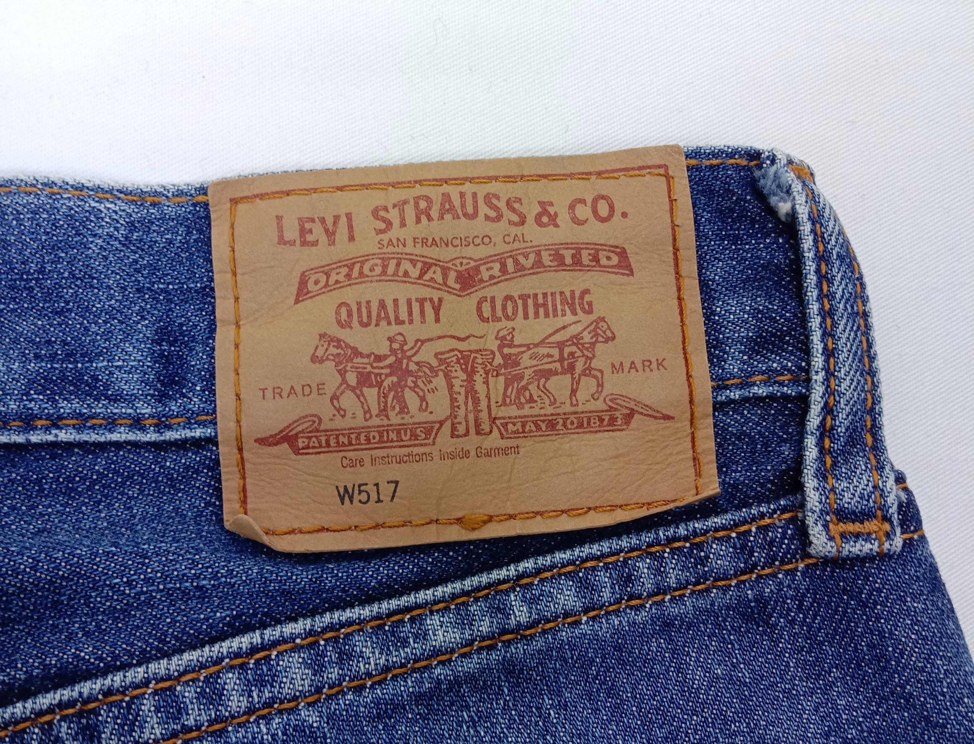 Levi's Vintage Levi's 517 Flare Jeans Faded Blue Denim Size 28" / US 6 / IT 42 - 14 Thumbnail
