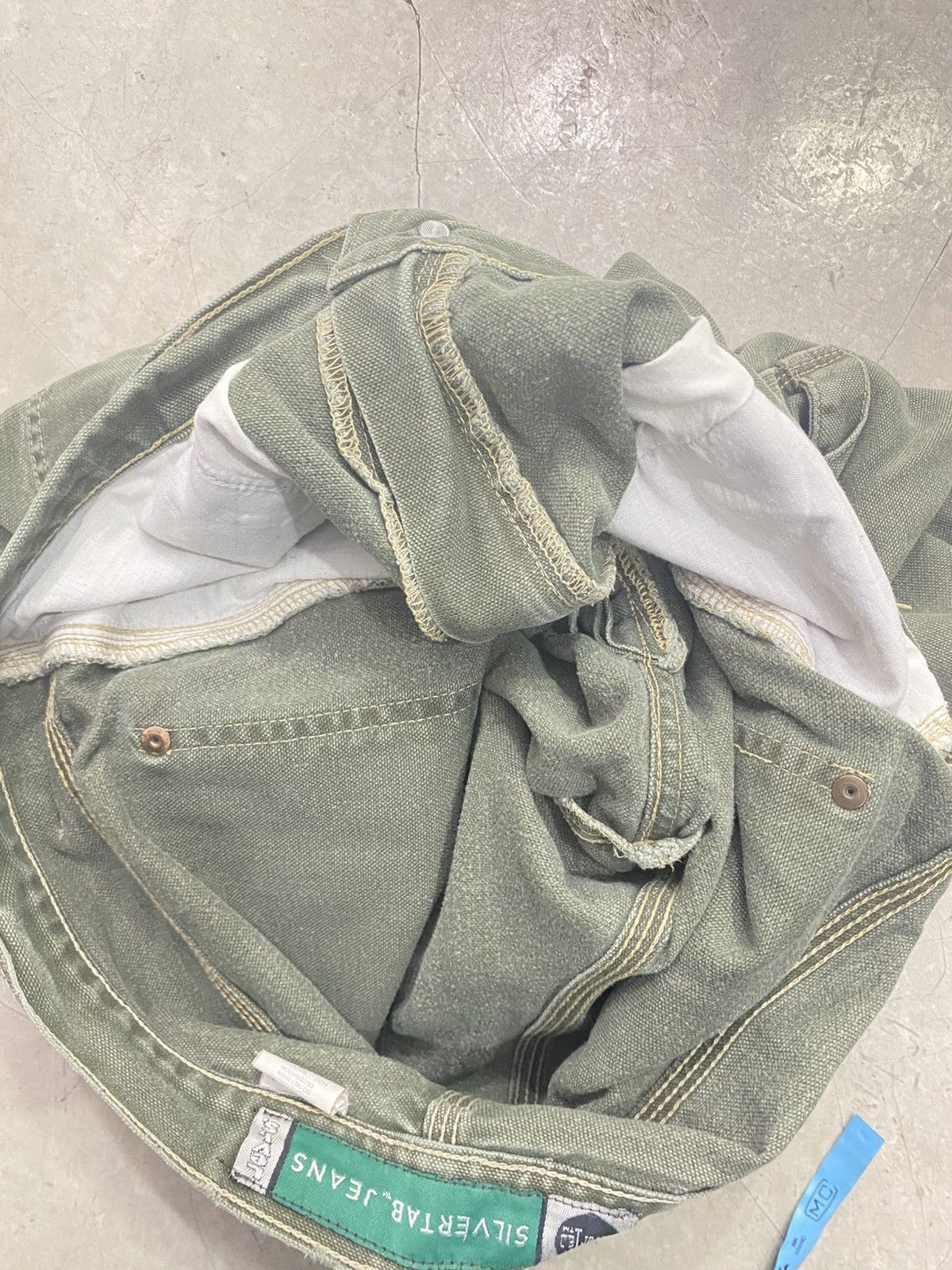Levi's Vintage Clothing LEVI'S SILVERTAB DUNGAREE SHORTS Size US 33 - 13 Thumbnail
