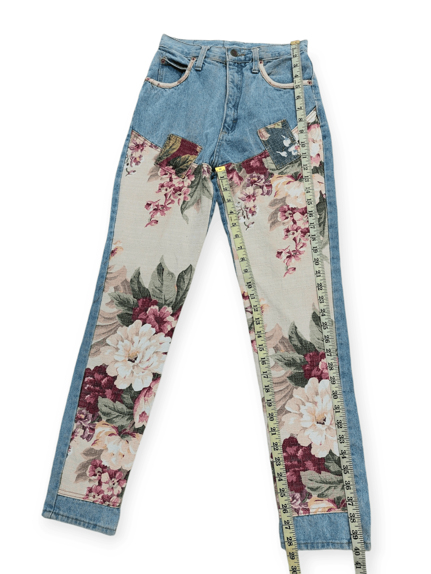 L.E.I. L.E.I Beauty Flower Painted Jeans Size 25" / US 0 / IT 36 - 21 Thumbnail