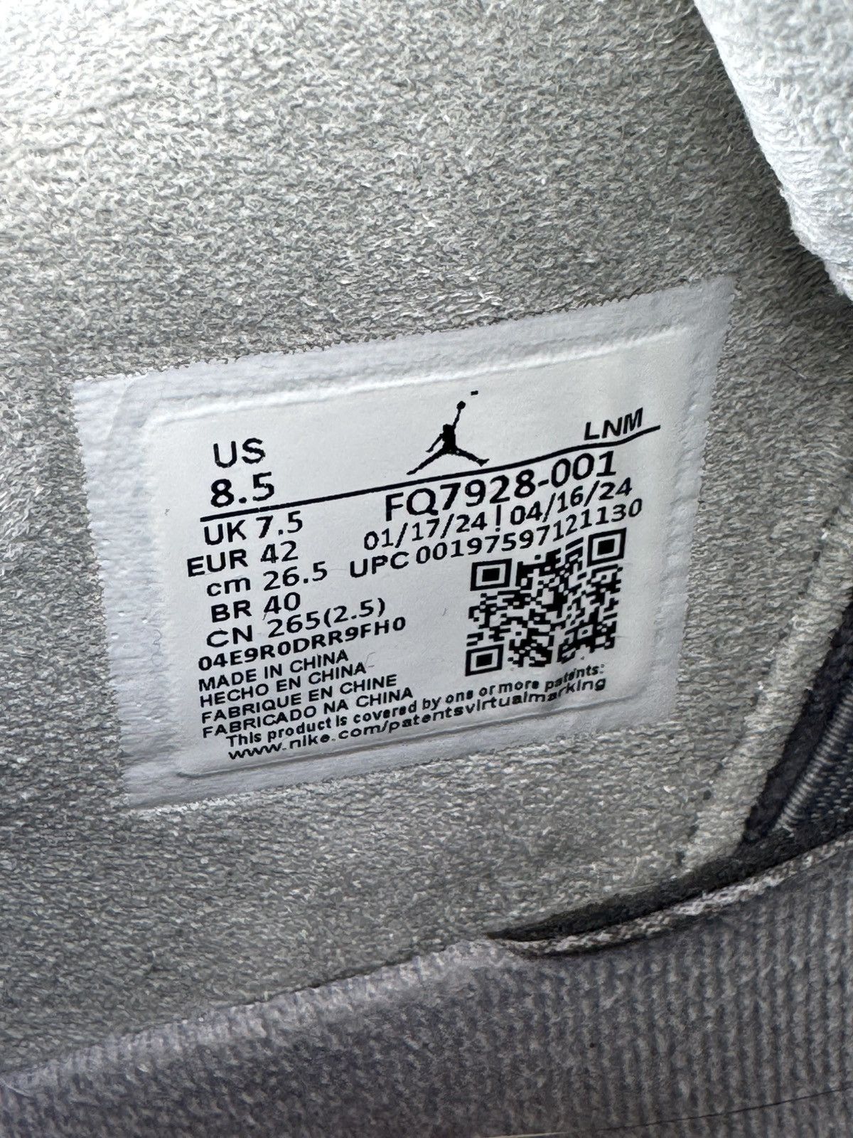 Jordan Brand Jordan 4 wet cement Size US 8.5 / EU 41-42 - 6 Thumbnail