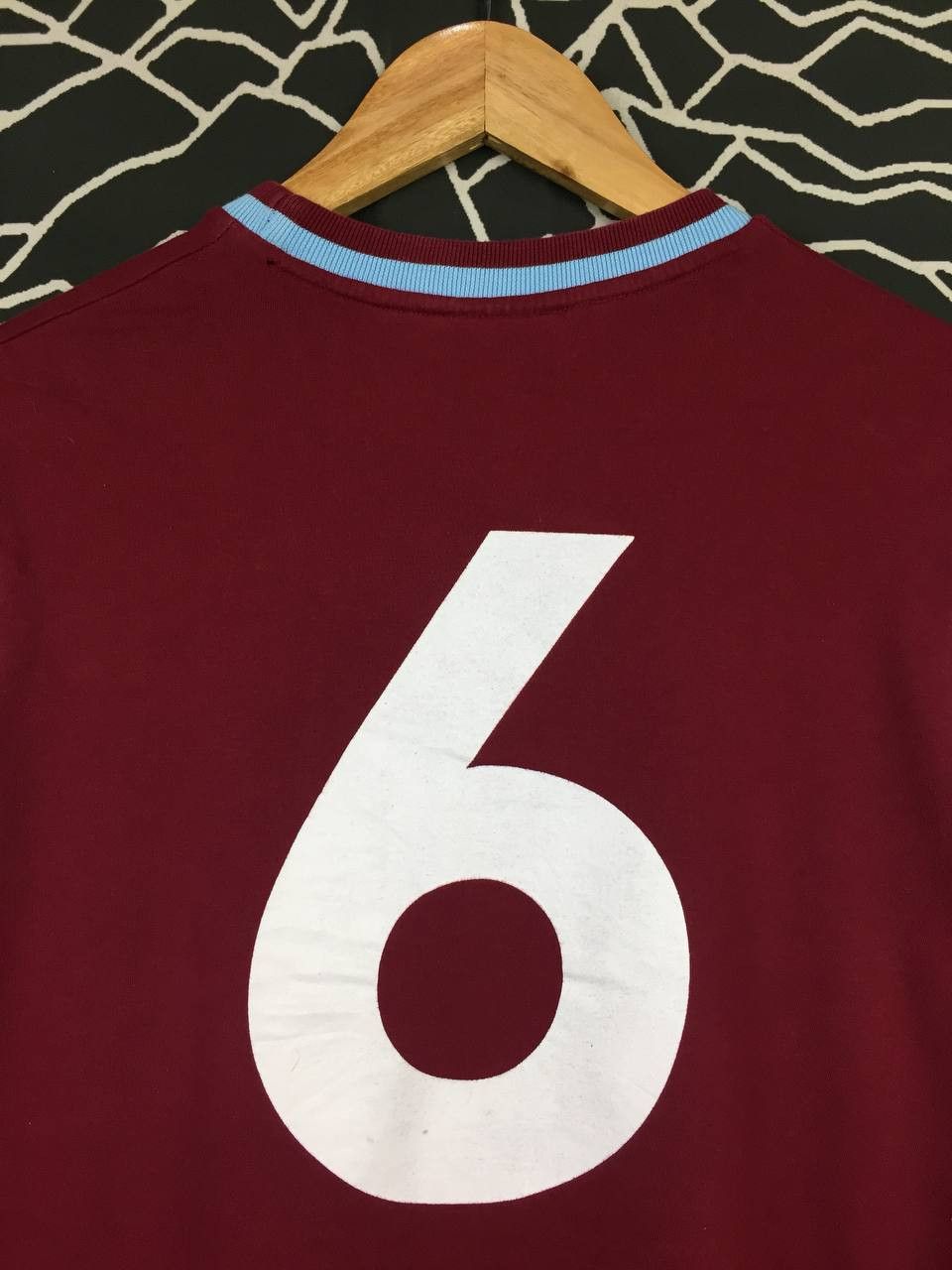 Vintage Official Merchandise West Ham United FC Longsleeve Tee Size US S / EU 44-46 / 1 - 6 Thumbnail