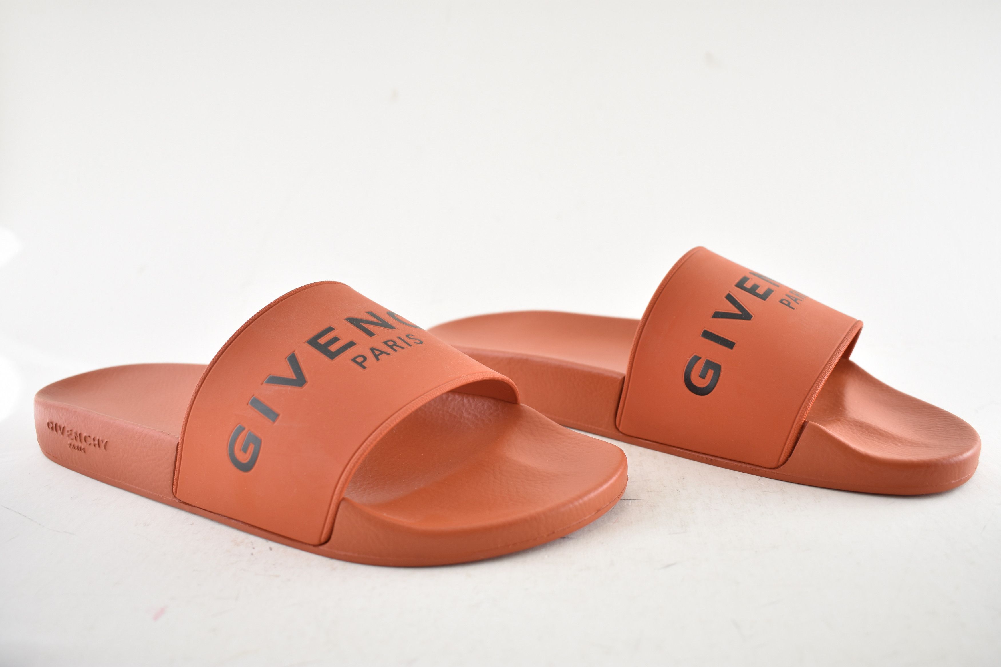Givenchy Paris Black Logo Rubber Pool Slide Sandal Flip Flop 44 11 Size US 11 / EU 44 - 3 Thumbnail